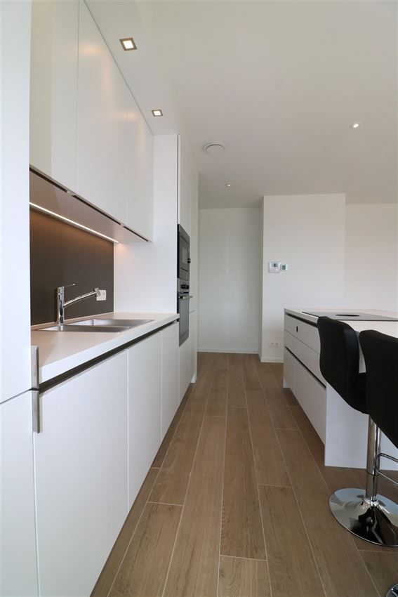 Prachtig, luxueus appartement met gunstige ligging foto 28