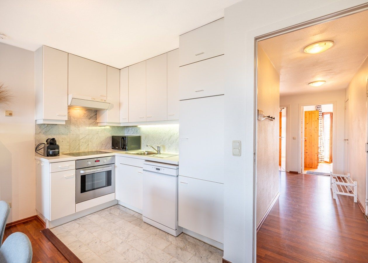 Ruim appartement op de Zeedijk van Oostduinkerke  foto 7