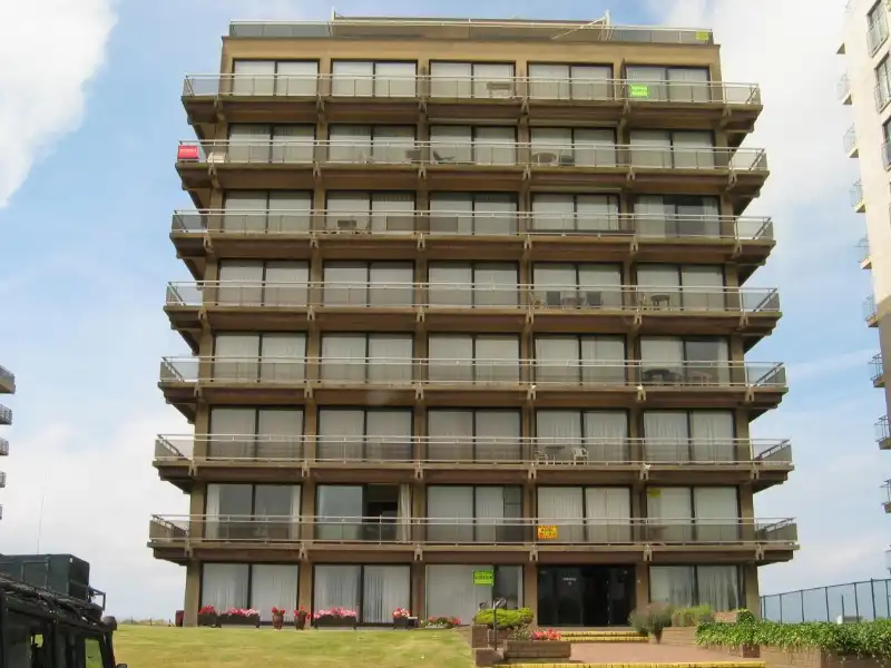 Parkeerplaats te koop foto 2