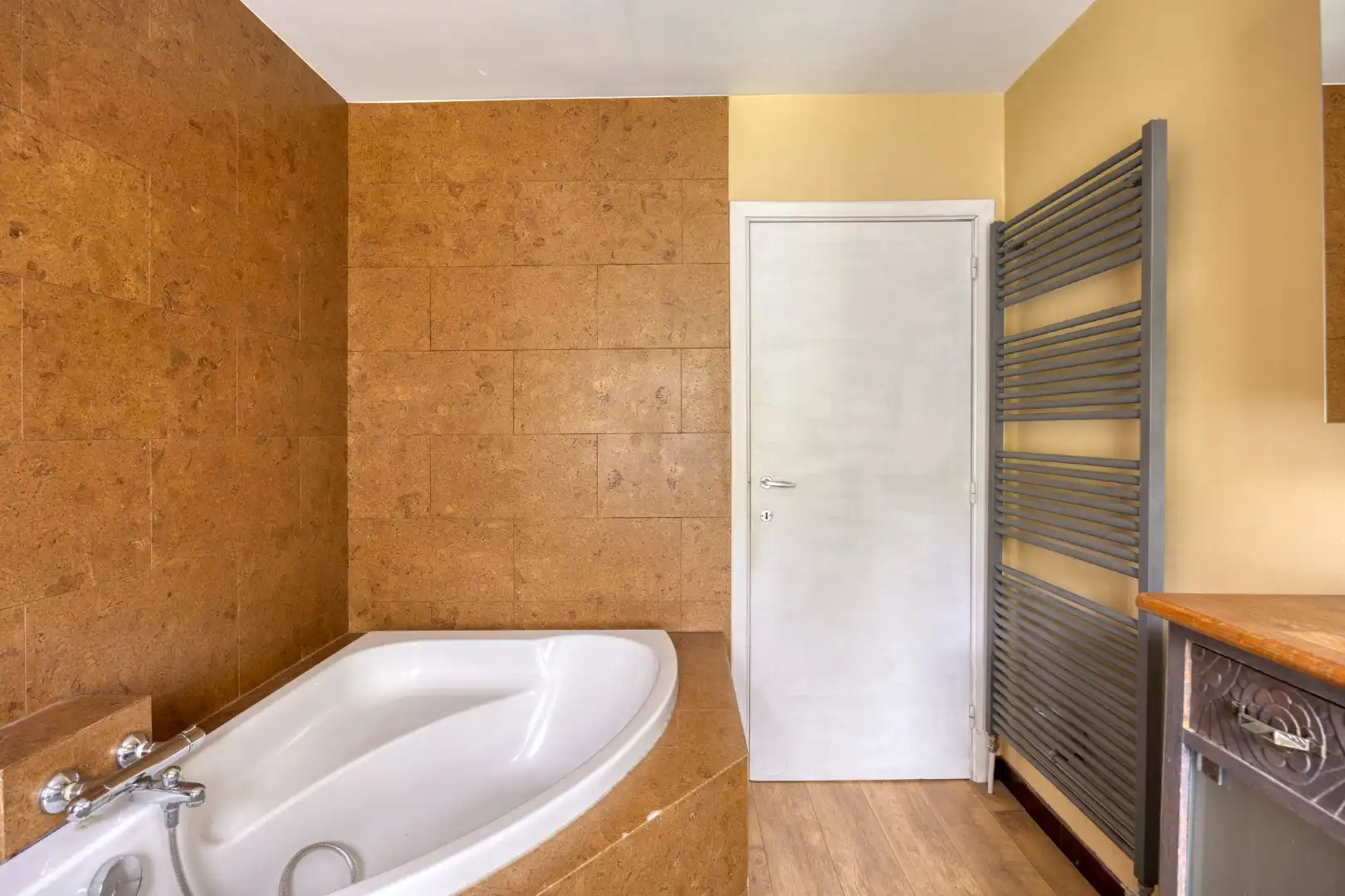 Ruime woning met 5/6 slaapkamers op perceel van 6a80ca ! foto 23