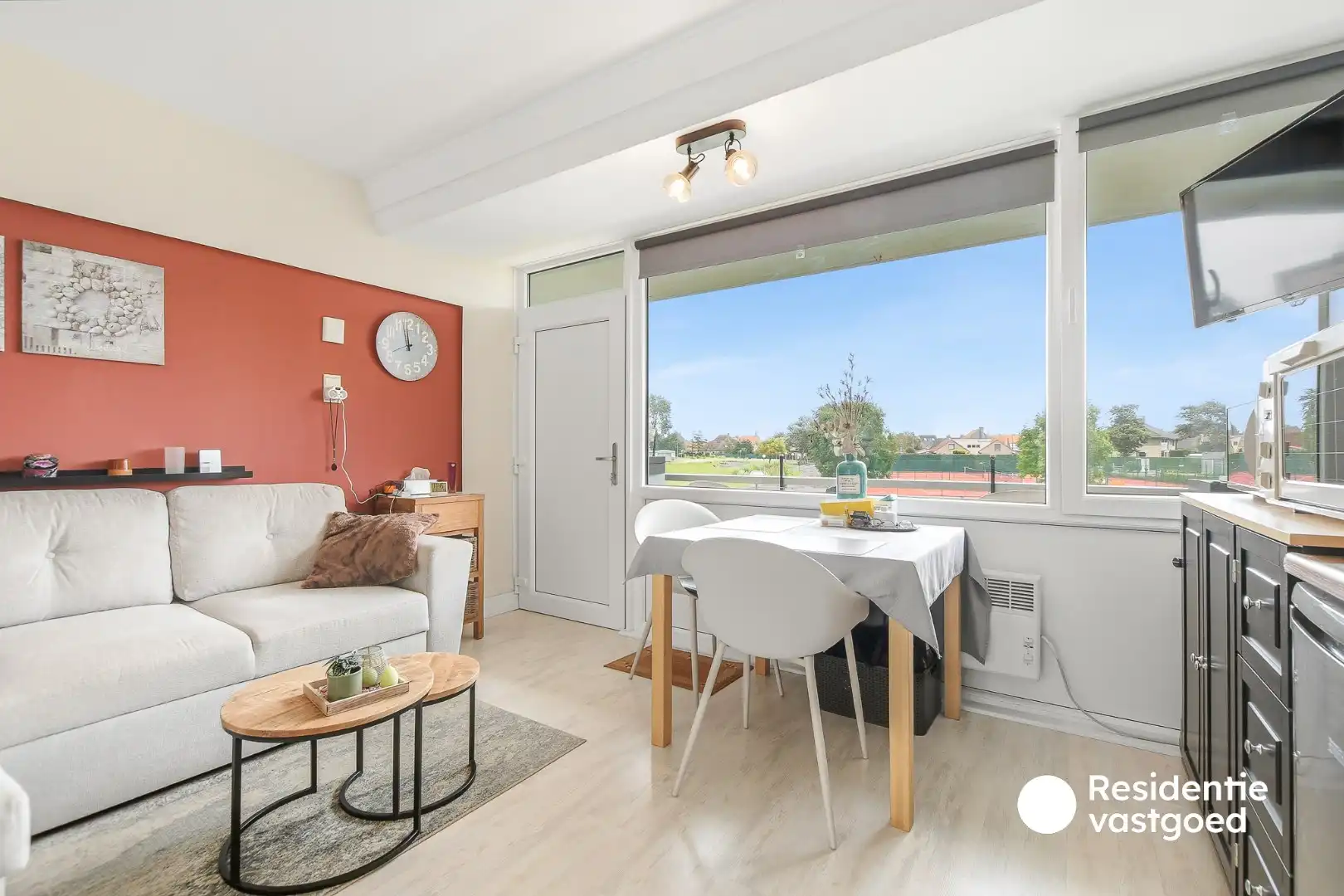Instapklaar éénslaapkamer appartement met terras in Vosseslag - De Haan foto 3