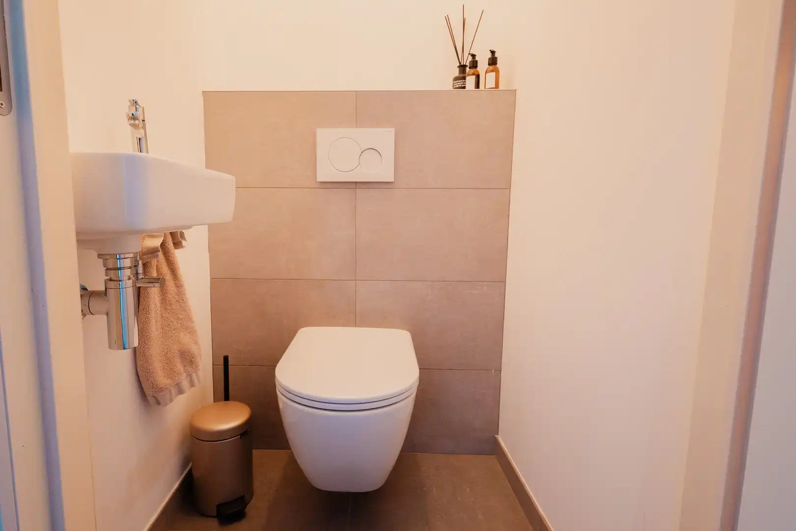 Duplex appartement met 3 slaapkamers, 2 badkamers en 3 autostaanplaatsen. foto 15