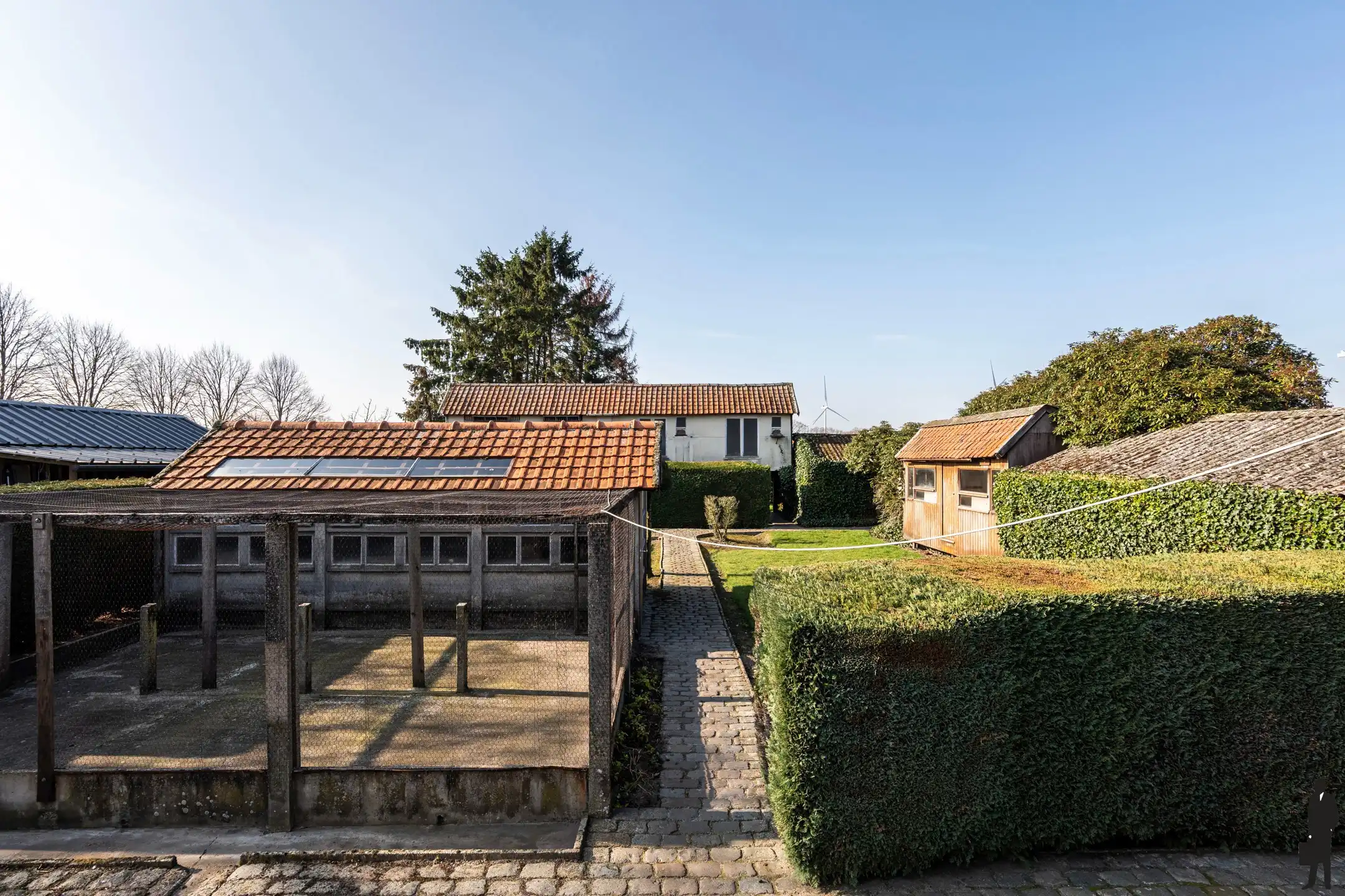 Charmante woning op ruim perceel van 1.400m² met weidezicht foto 21