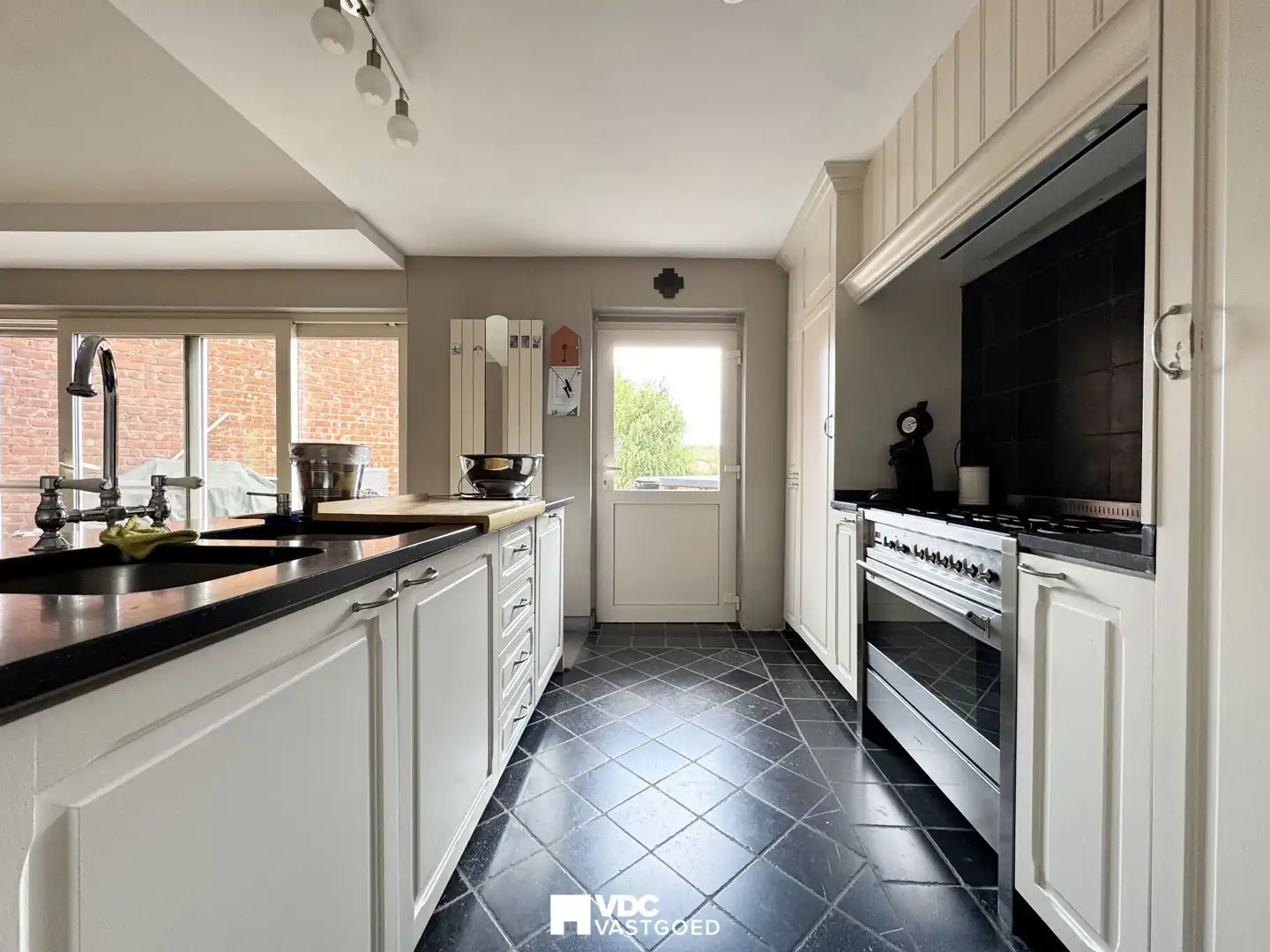 Uniek pand met tal van mogelijkheden! foto 5