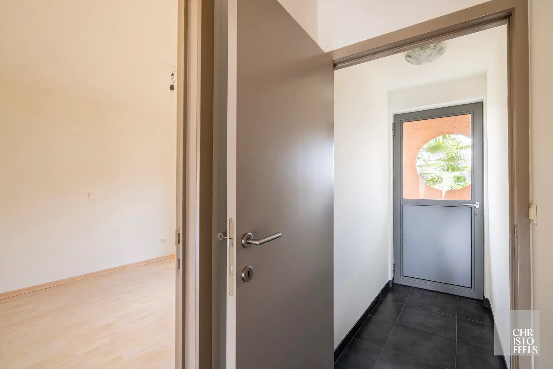 Appartement (91m²) met 2 slaapkamers én garagebox in het centrum van Lanaken foto 10