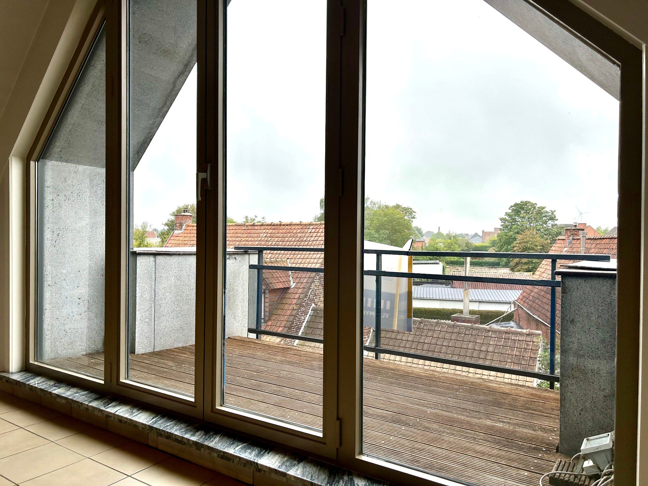 Gezellig duplex-appartement met garagebox in centrum Zulte. foto 14