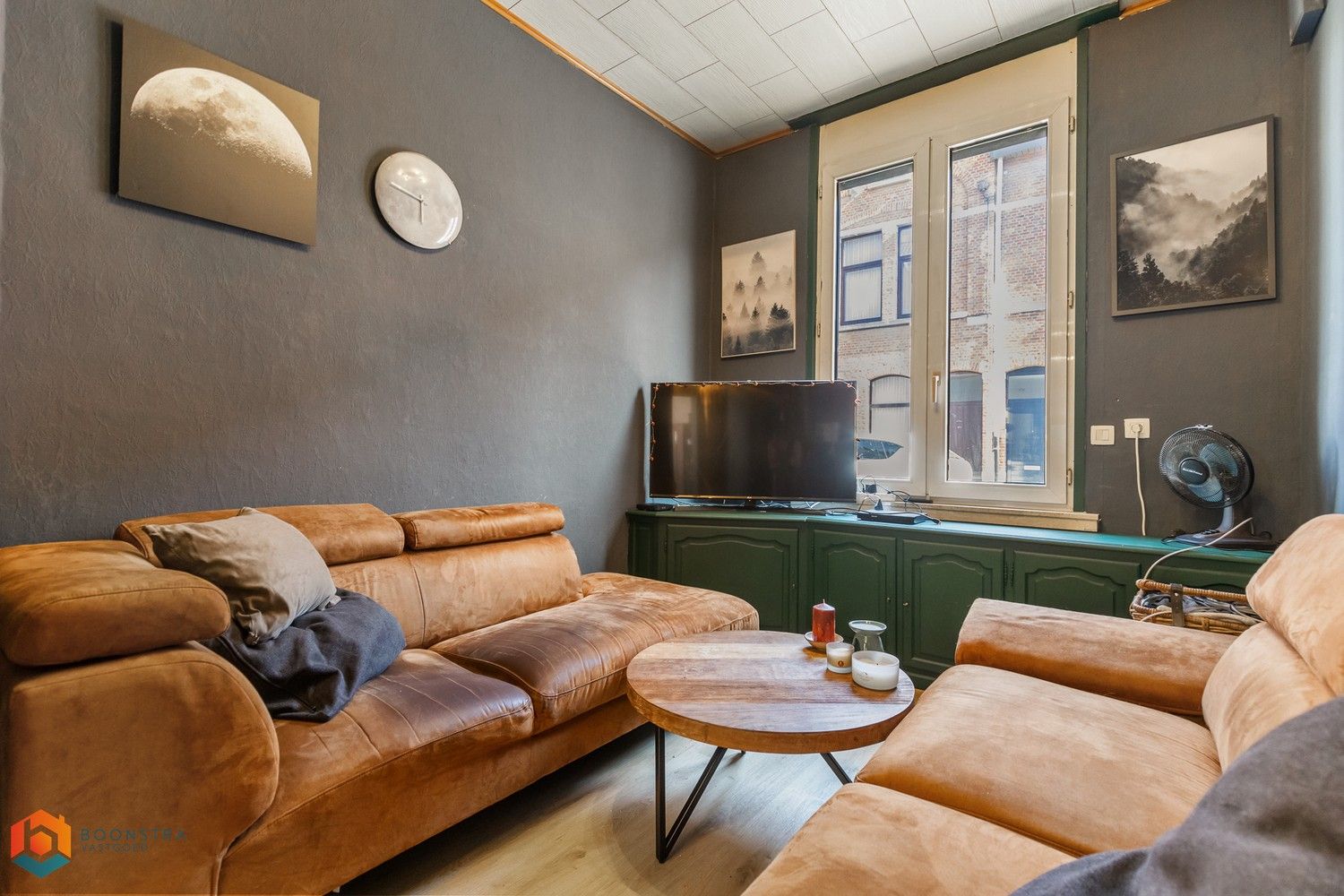 Hoofdfoto van de publicatie: Op te frissen woning met 2 (à 3) slpkrs