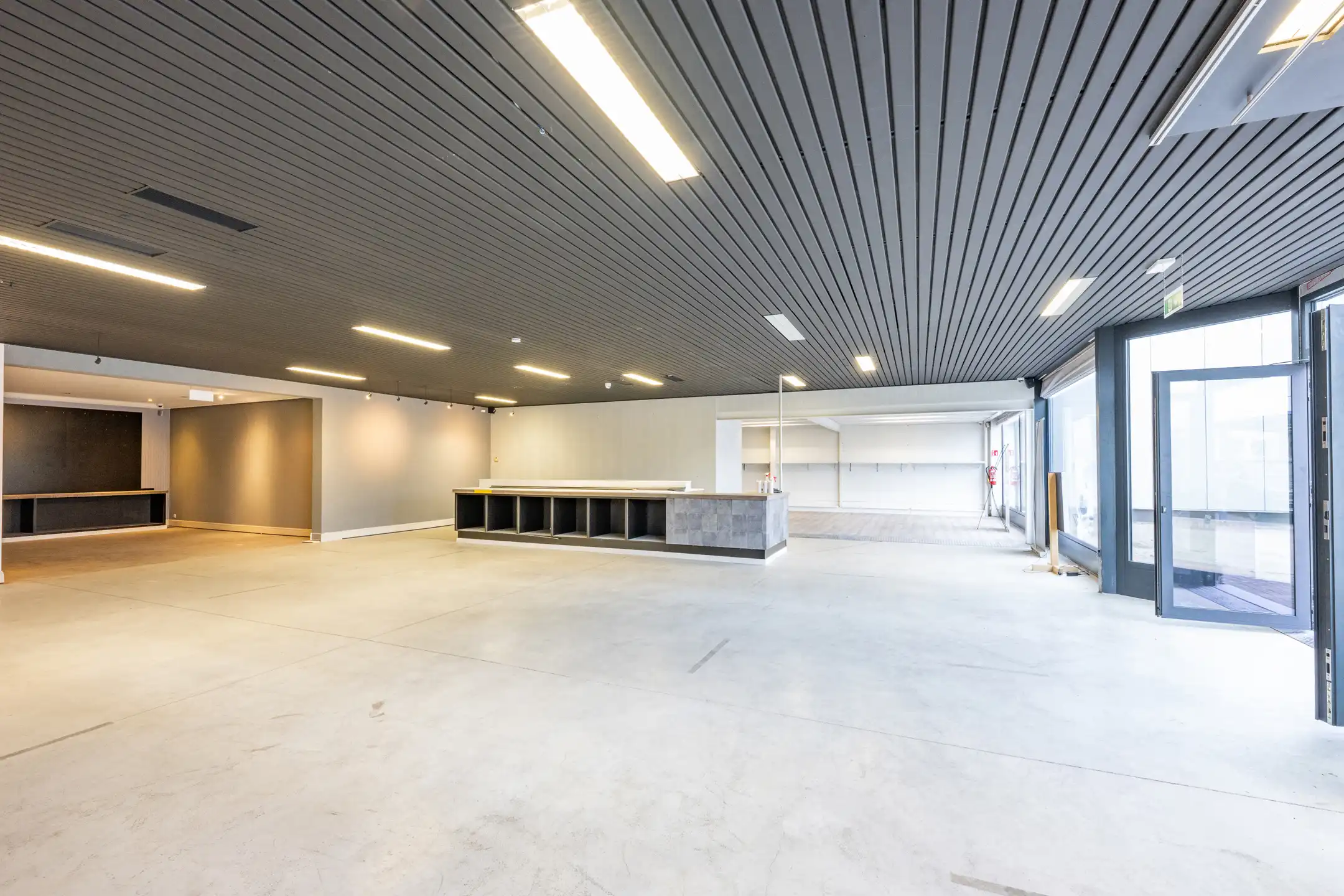 Commerciële ruimte te huur foto 7