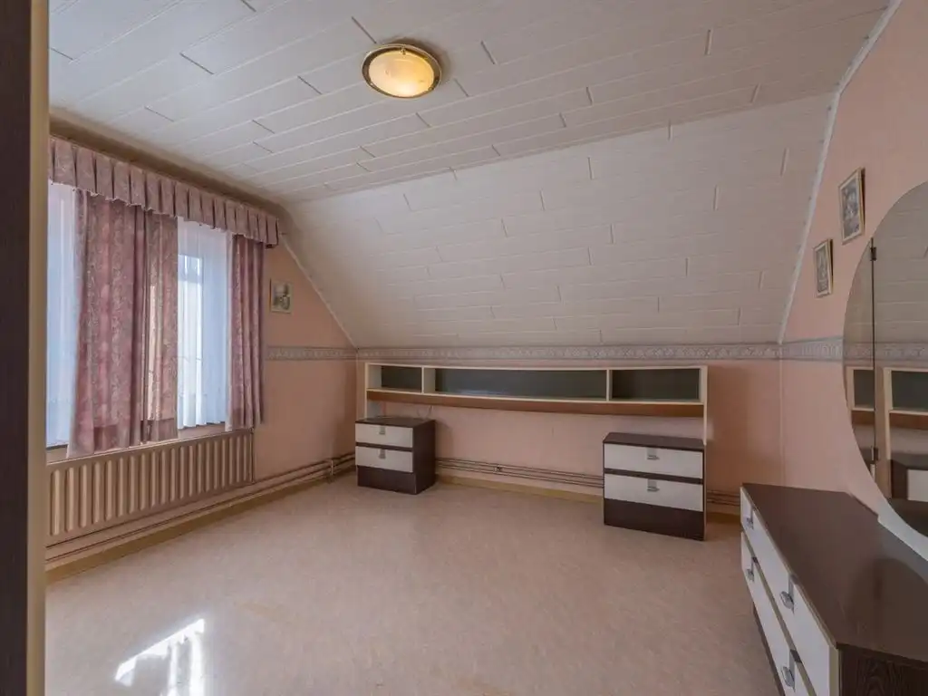 Te renoveren vrijstaande woning foto 30