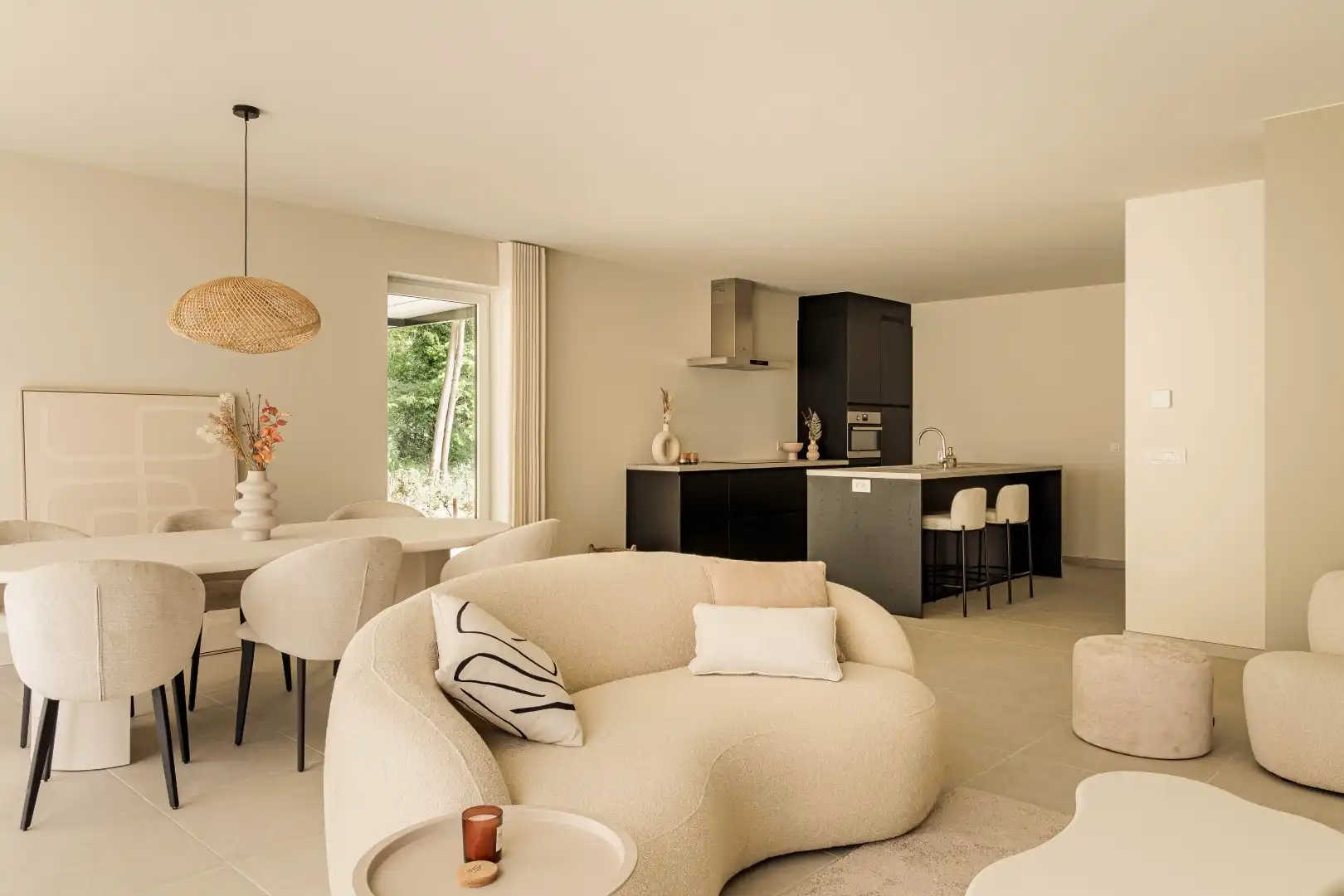 Energiezuinige halfopen bebouwing met 3 slpk’s en carport foto 3