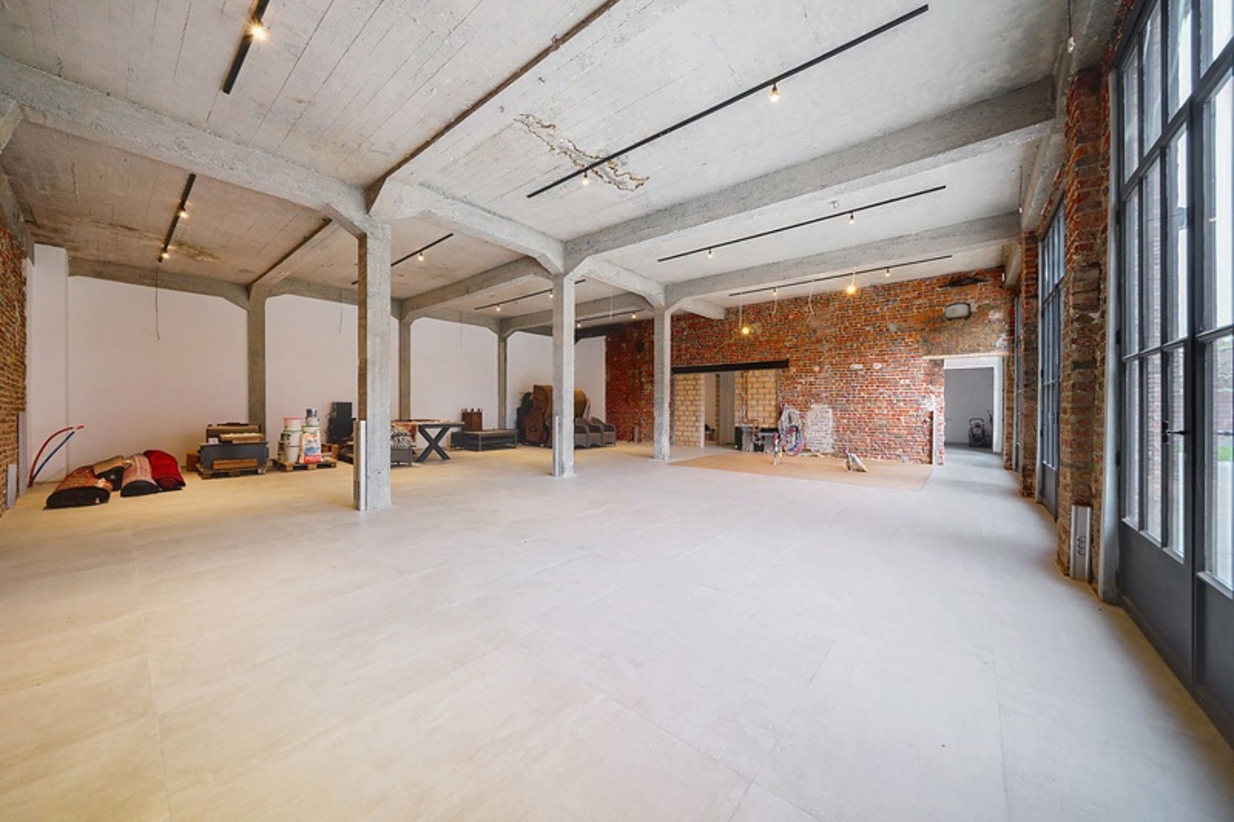 Prachtige herenwoning met tuin en garage! foto 35