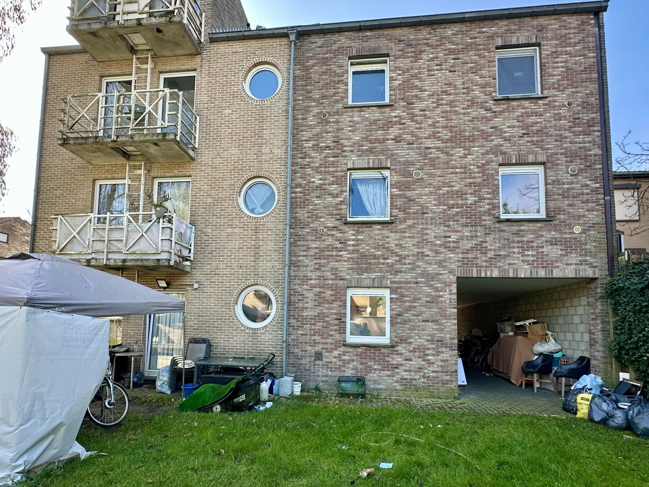 1-slaapkamerappartement op 2de verdiep met potentieel in Nieuwe Kempen/Genk foto 6