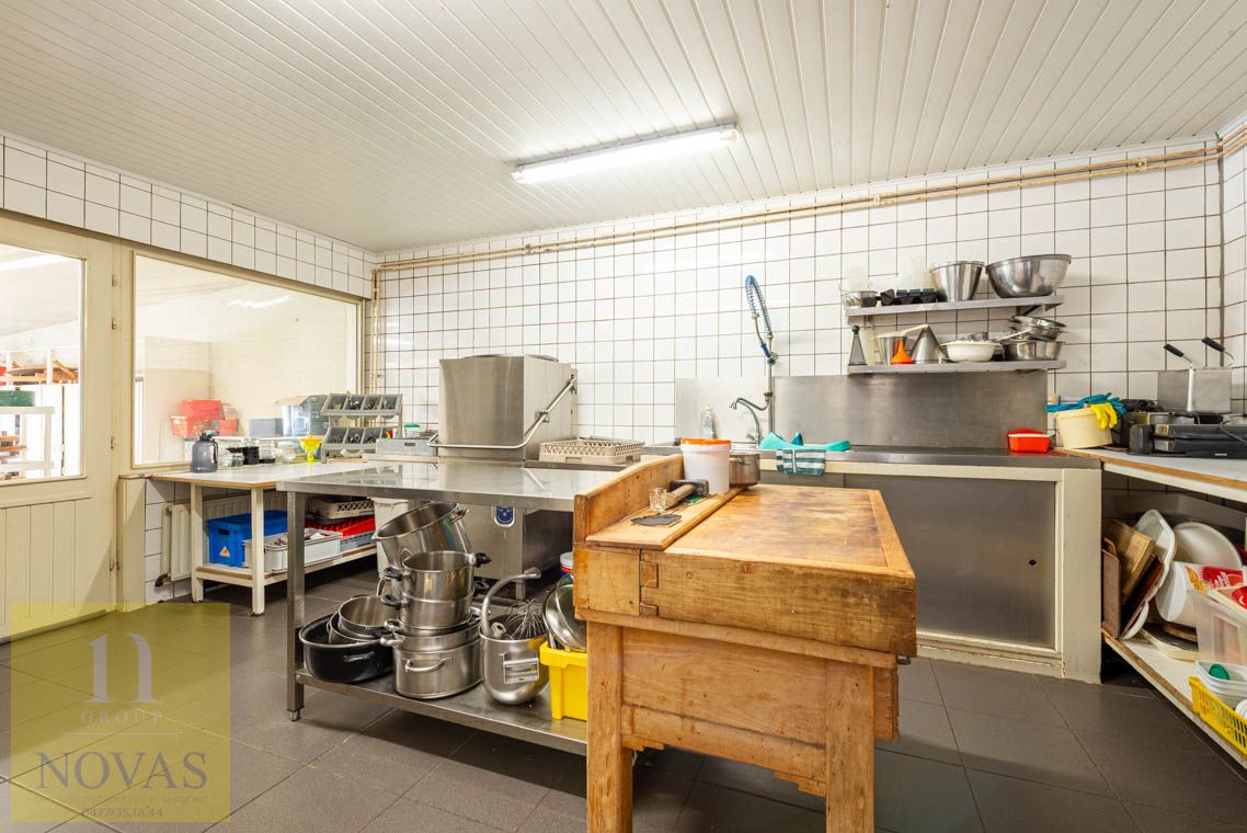 Authentiek handelspand / hotel met restaurant, feestzaal en mooie tuin op ideale locatie. foto 44