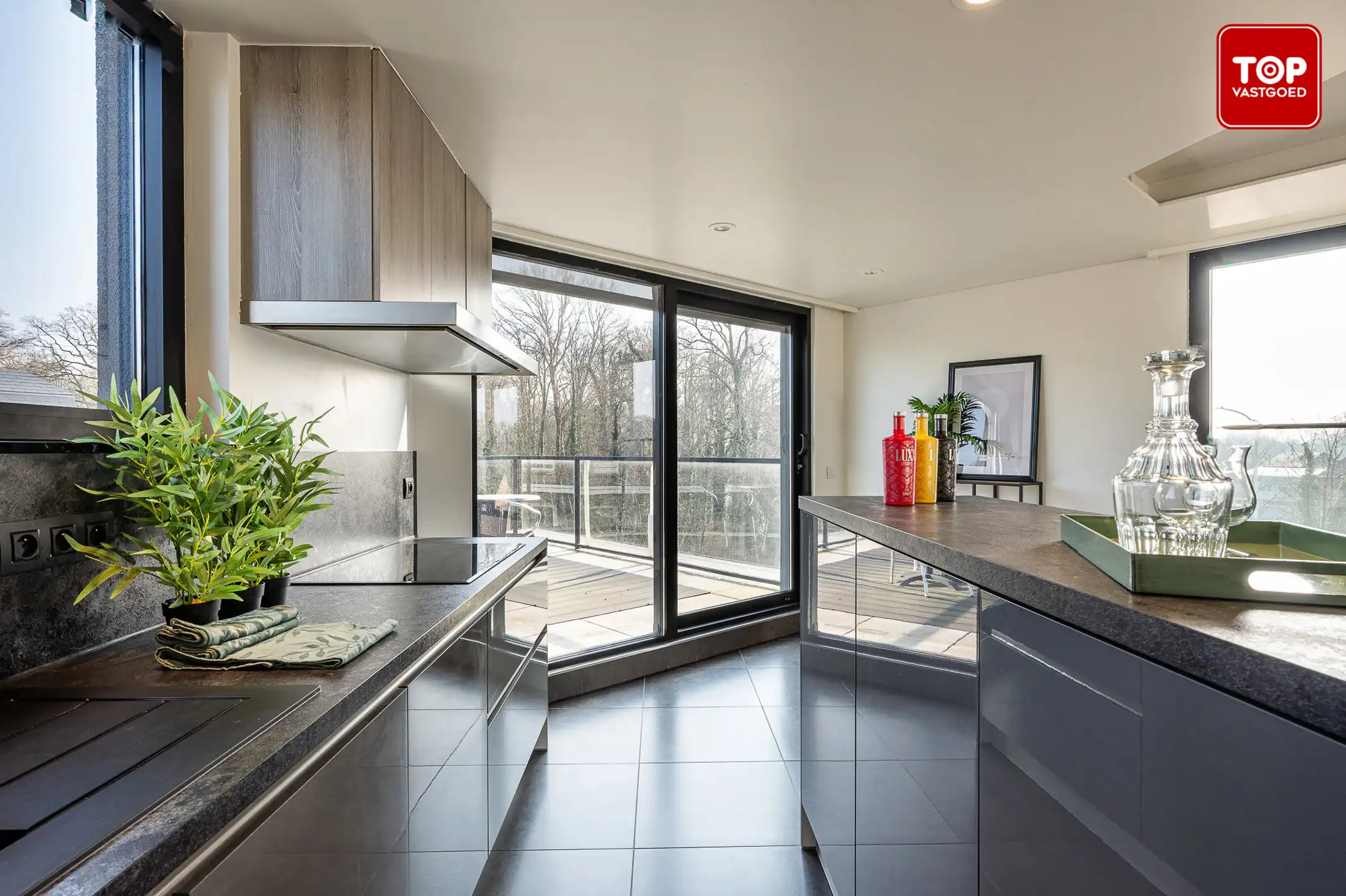 Energiezuinige en lichtrijke penthouse met 3 terrassen en prachtig uitzicht foto 13