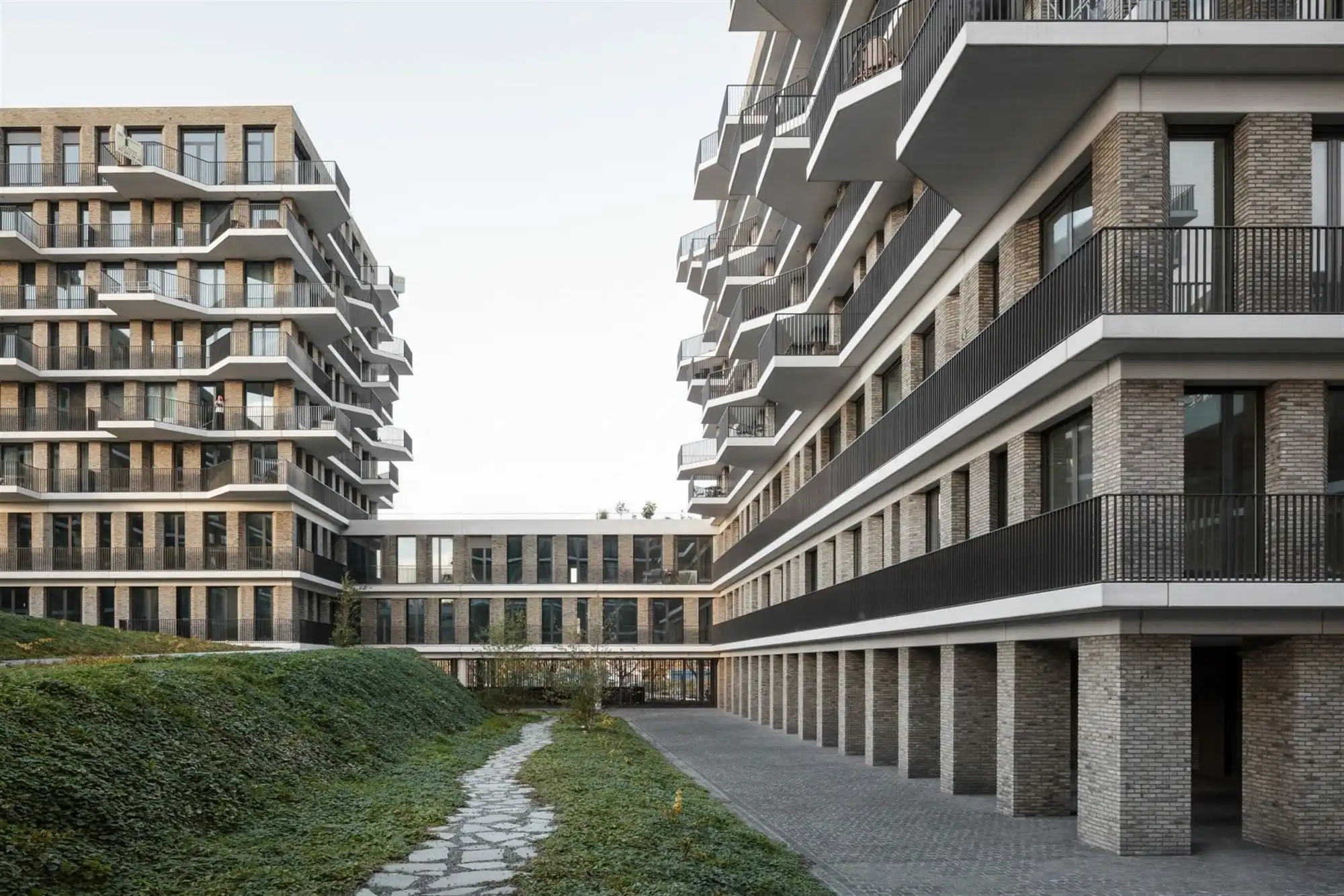 Verhuurde service flat in beheerd complex op het Eilandje foto 6