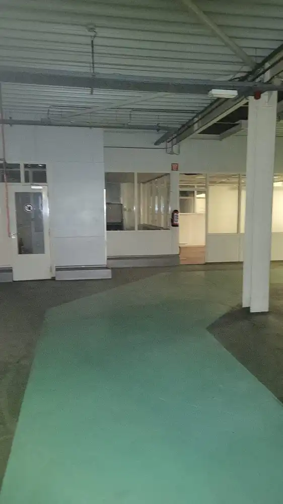 +/- 1790m² bedrijfsgebouw foto 32