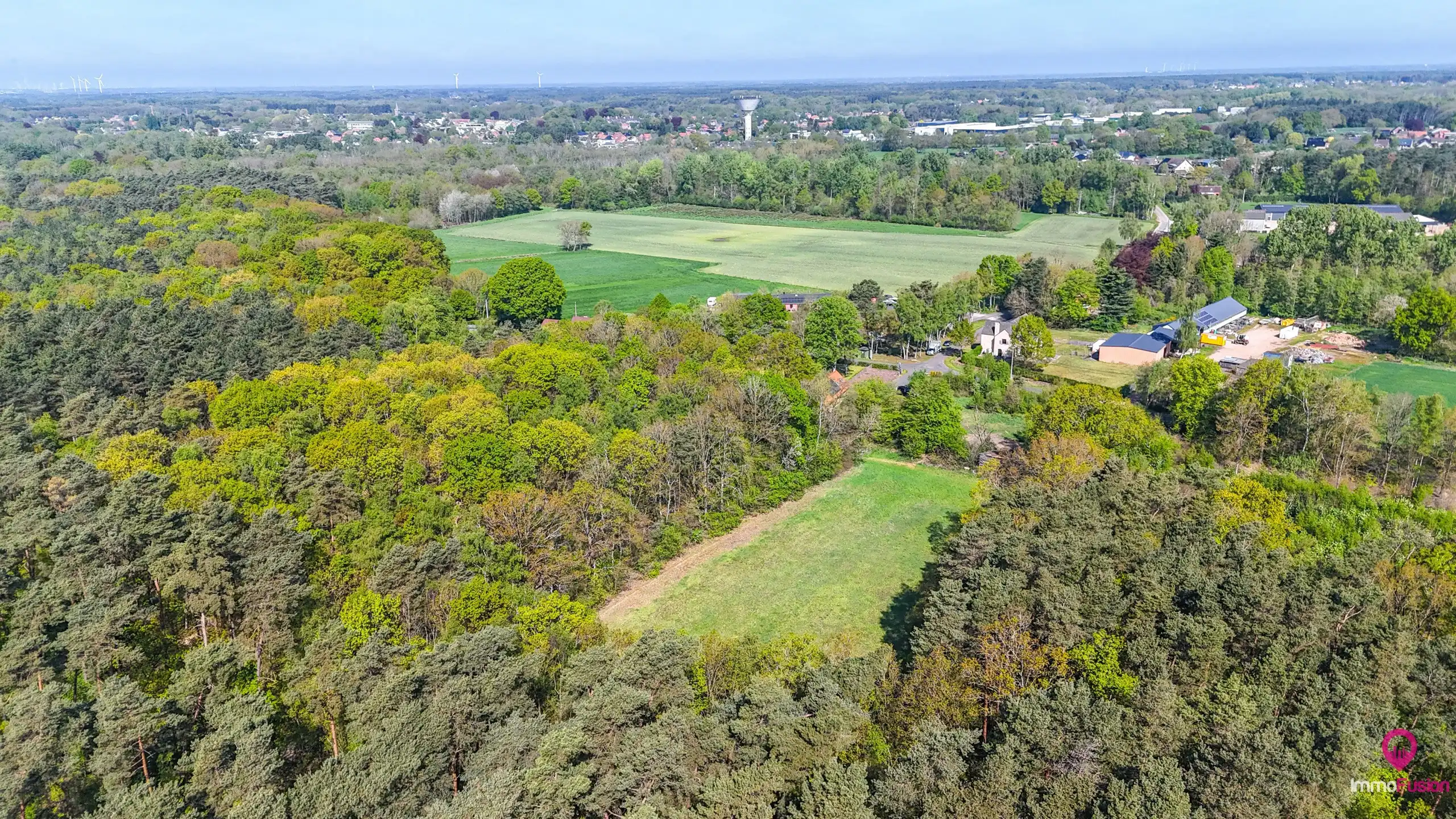 Multifunctioneel horecapand op een perceel van 1.9 hectare! foto 81
