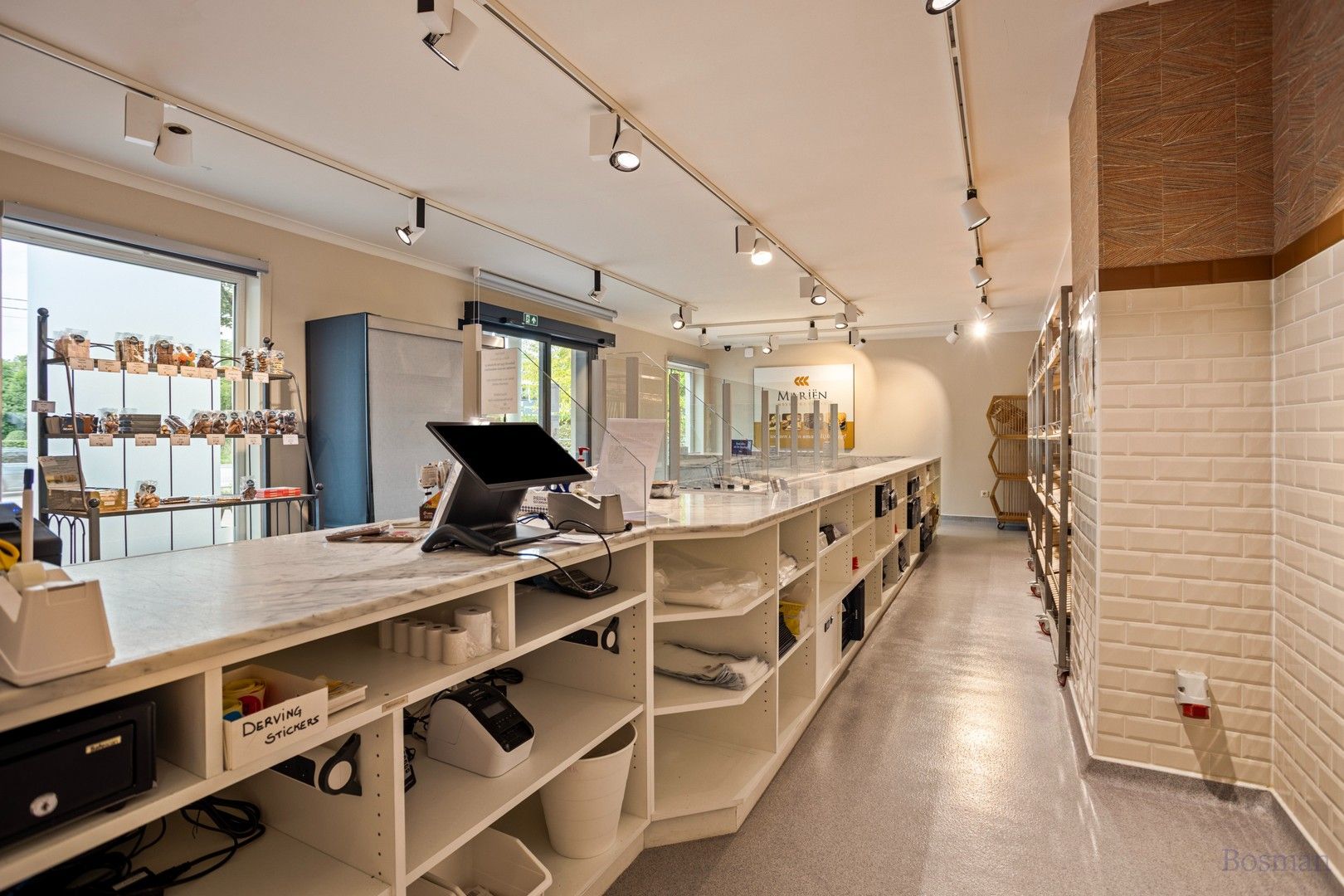 Handelspand met parking te koop in Diest foto 5