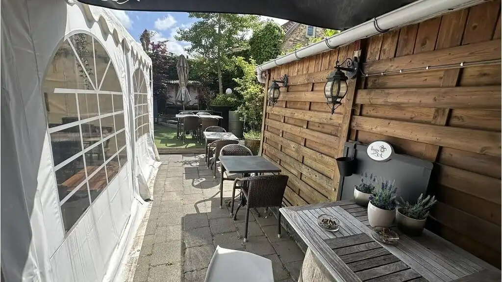 Overname instapklaar fonduehuis en restaurant in Brugge foto 10