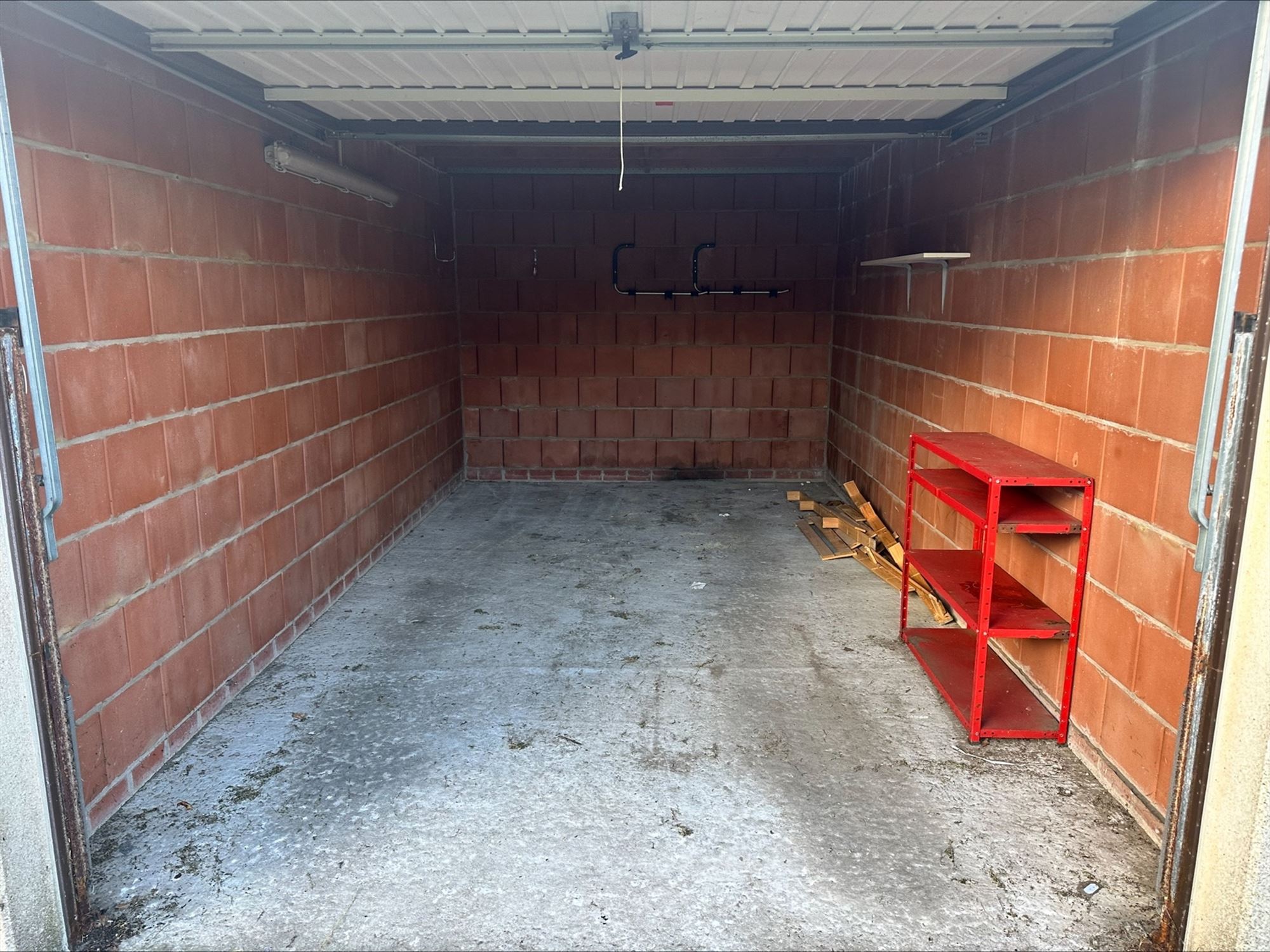 Garagebox - buiten foto 6