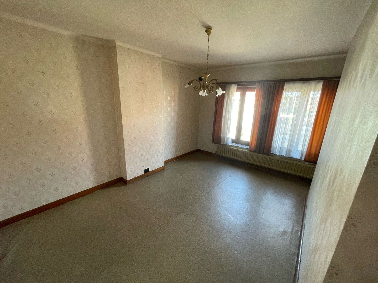 Gezinswoning met 3 slaapkamers en grote tuin. foto 19