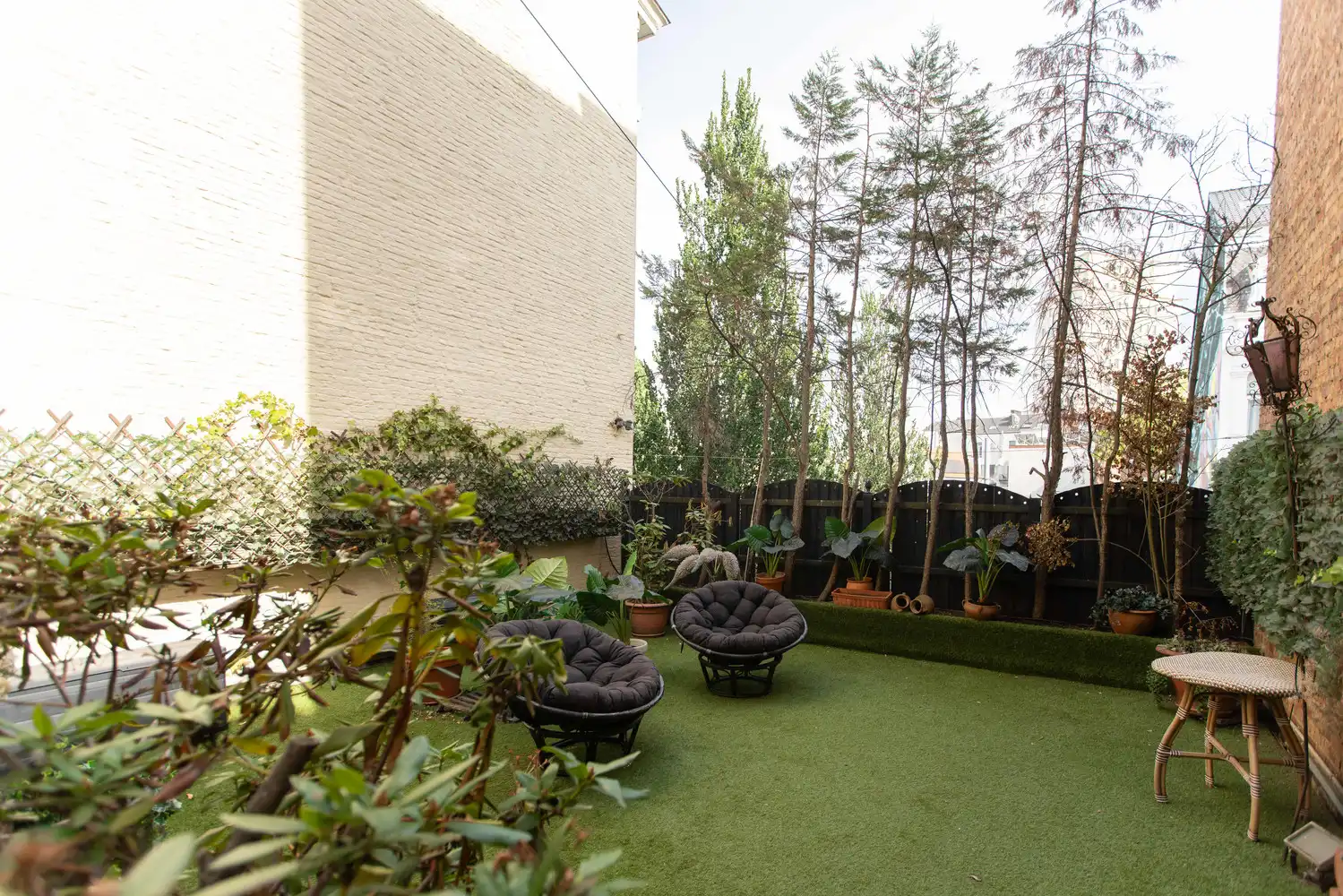 Ruime en luxueuze neoclassicistische herenwoning incl. dubbele garage en veelzijdige mogelijkheden op toplocatie te Antwerpen-Zuid foto 13
