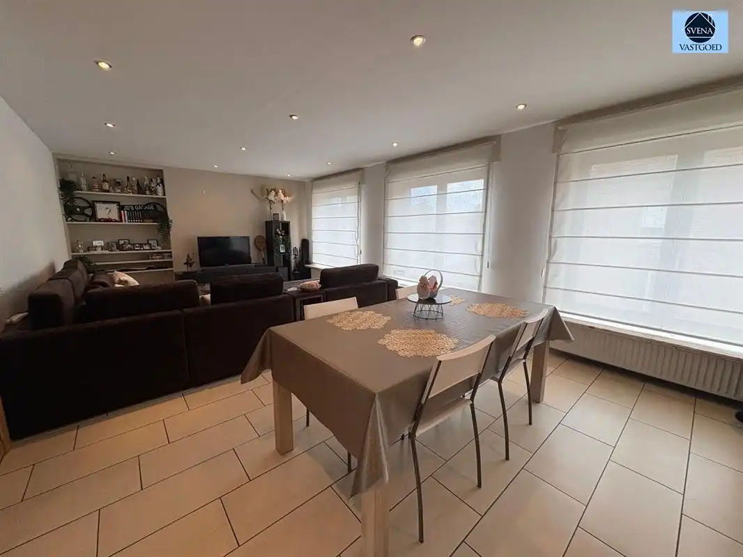 HANDELSHUIS EN APPARTEMENT MET 5 SLAAPKAMERS foto 3