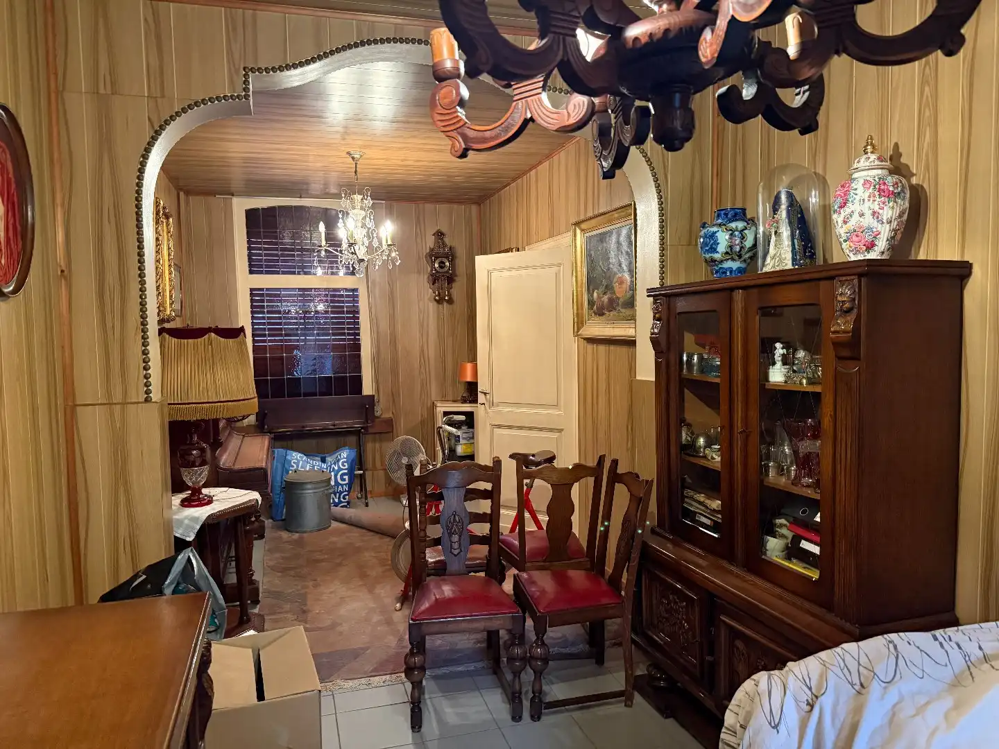 Te renoveren stadswoning met 4 slpk, koer en garage foto 7