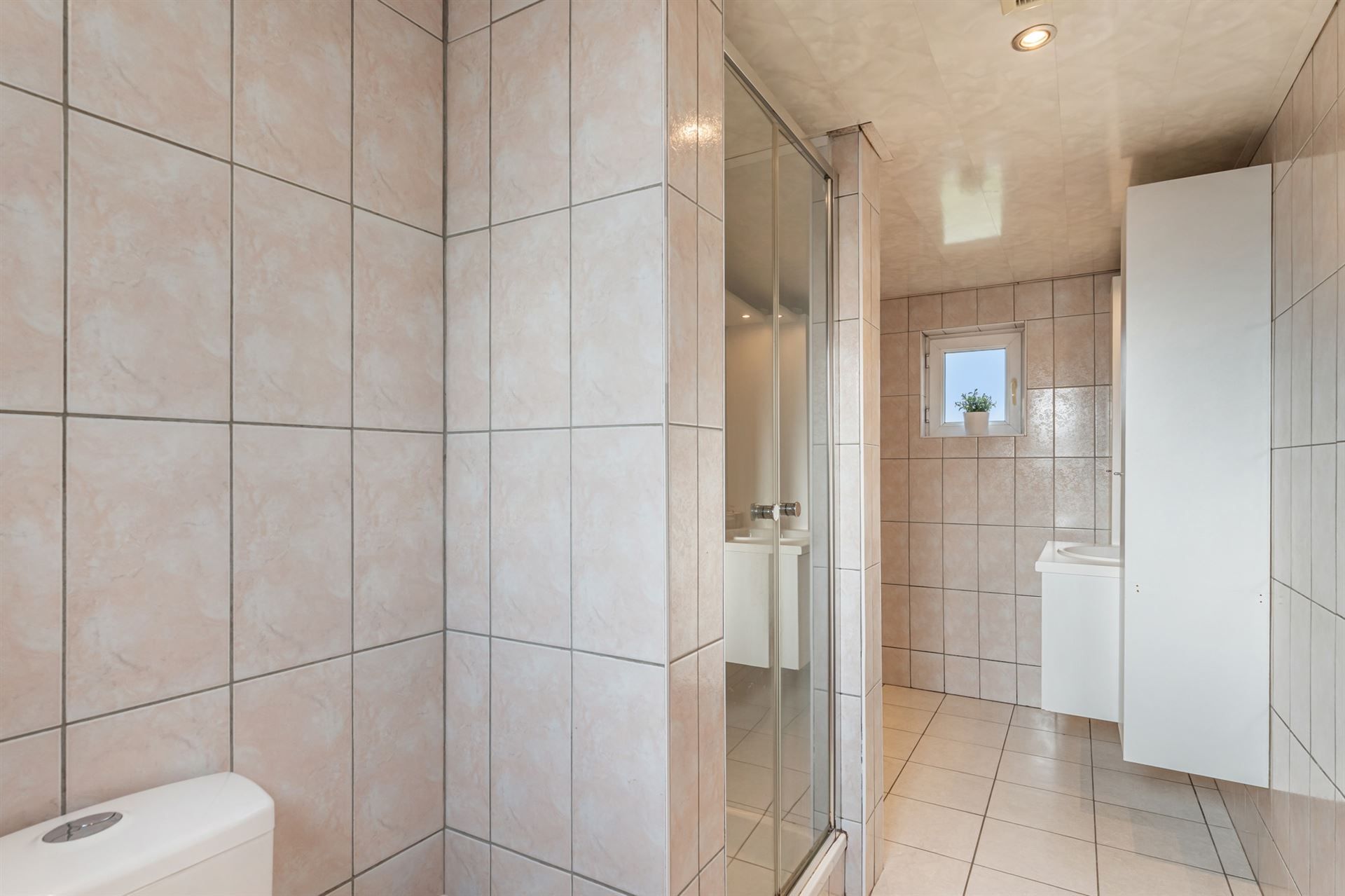 Eengezinswoning met tuin. foto 17