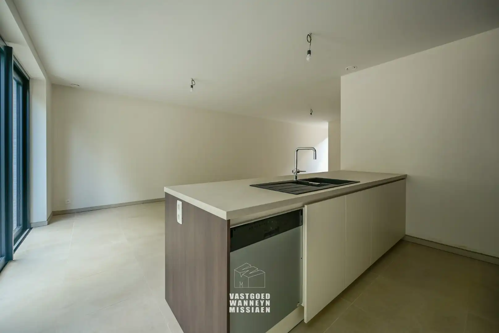 Moderne en energiezuinig nieuwbouw met 4 slaapkamers, tuin en garage foto 9