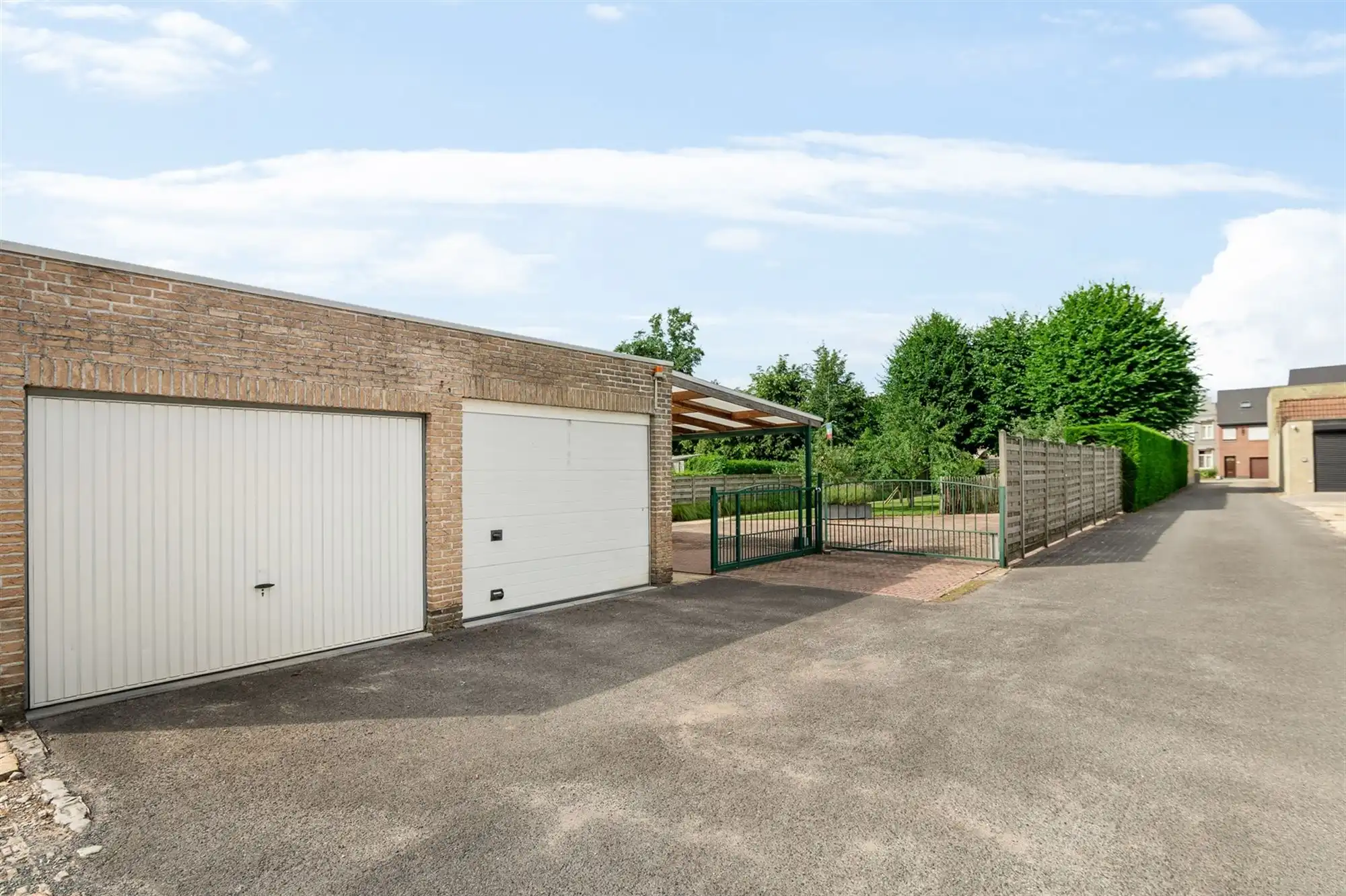 Verrassend ruime halfopen woning met 3 SLPK en bureel te Sint-Katelijne-Waver foto 18