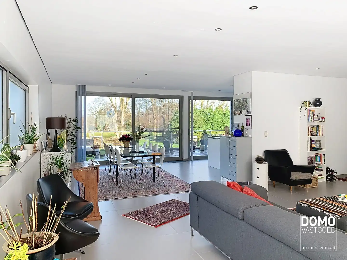 Ruim appartement gelegen te Herk-de-Stad - 3 slaapkamers - bouwjaar 2011 - EPC label: C foto 6