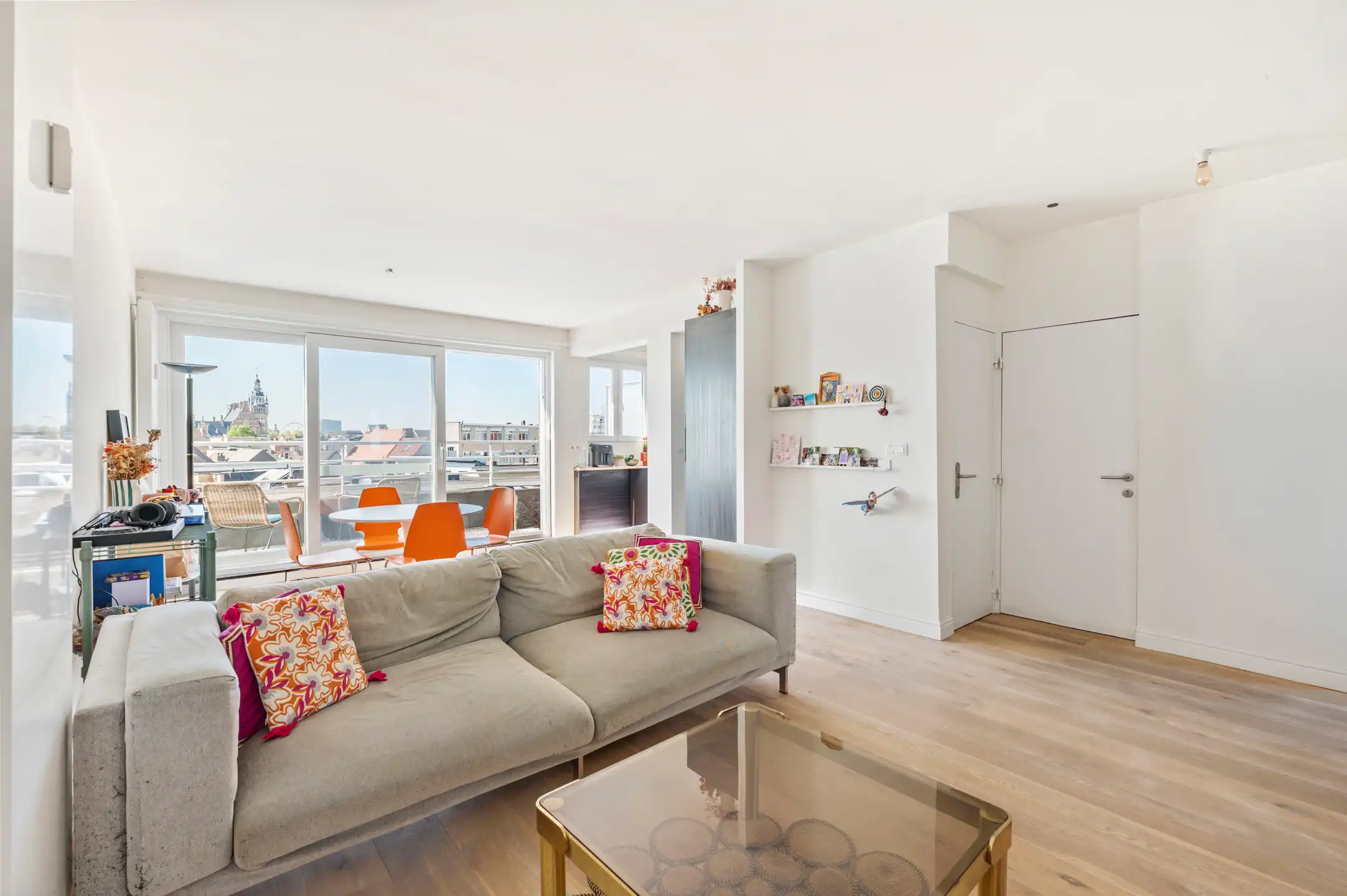 Lichtrijk penthouse met terras in Antwerpen foto 9