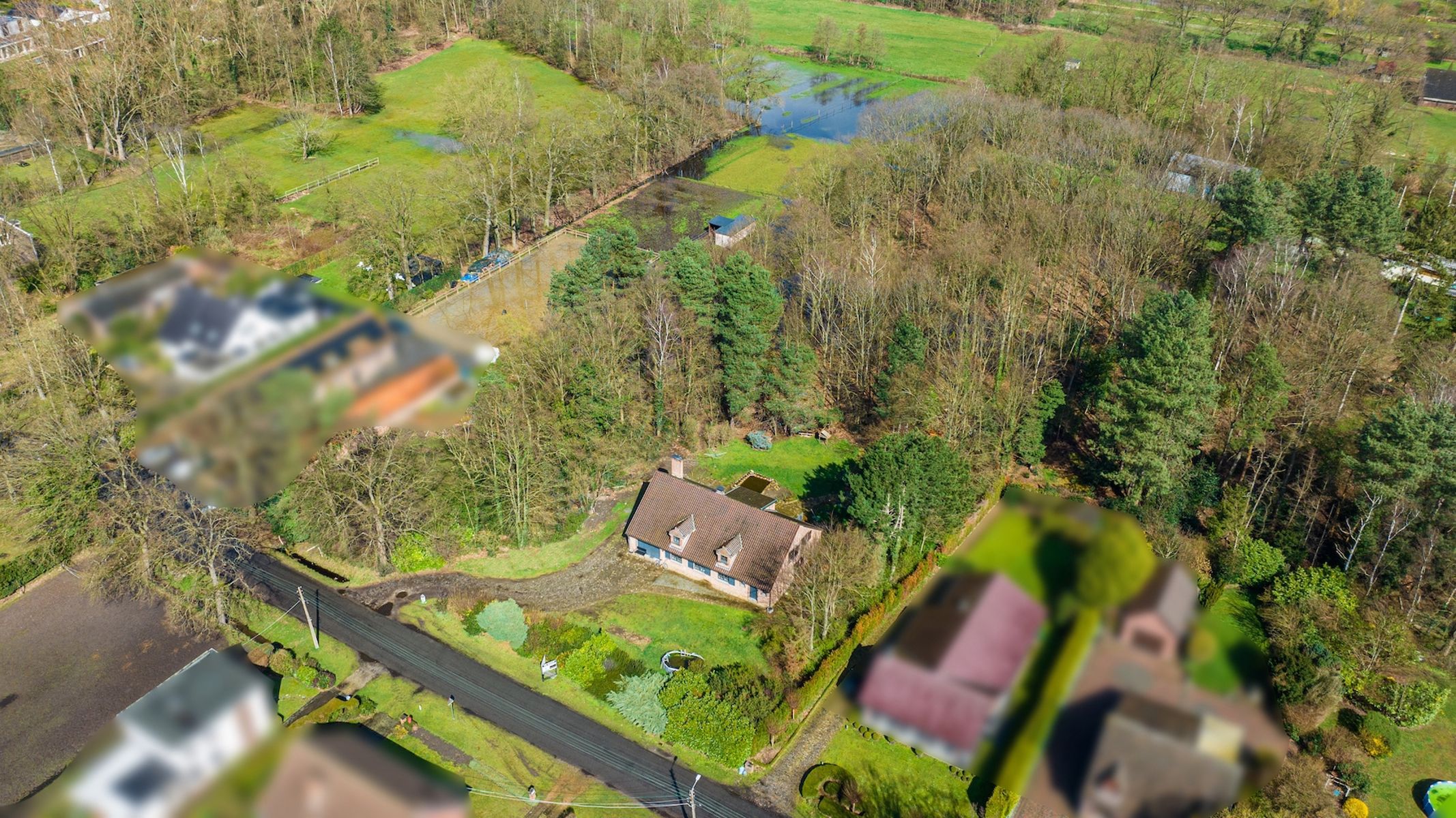 BREDE, RIANTE VILLAGROND (MET TE STRIPPEN / SLOPEN VILLA - MOGELIJK AAN 6% BTW ) VAN 65A50CA OP UNIEKE LOCATIE TE HASSELT (GODSHEIDE) foto 2