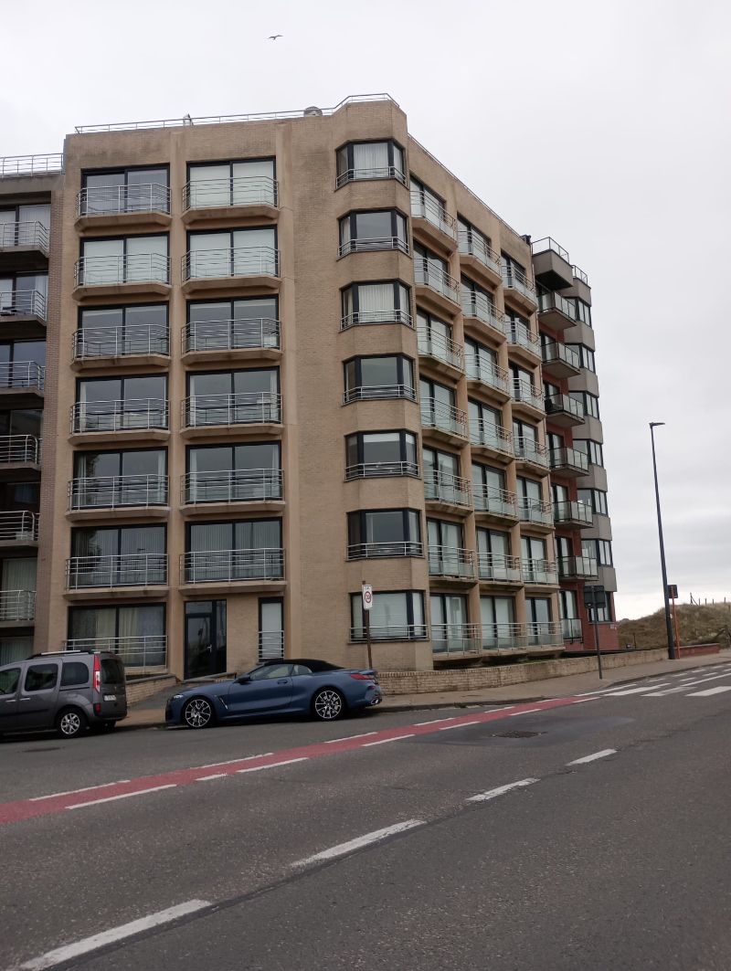 Prachtig hoekappartement met fenomenaal zeezicht foto 24