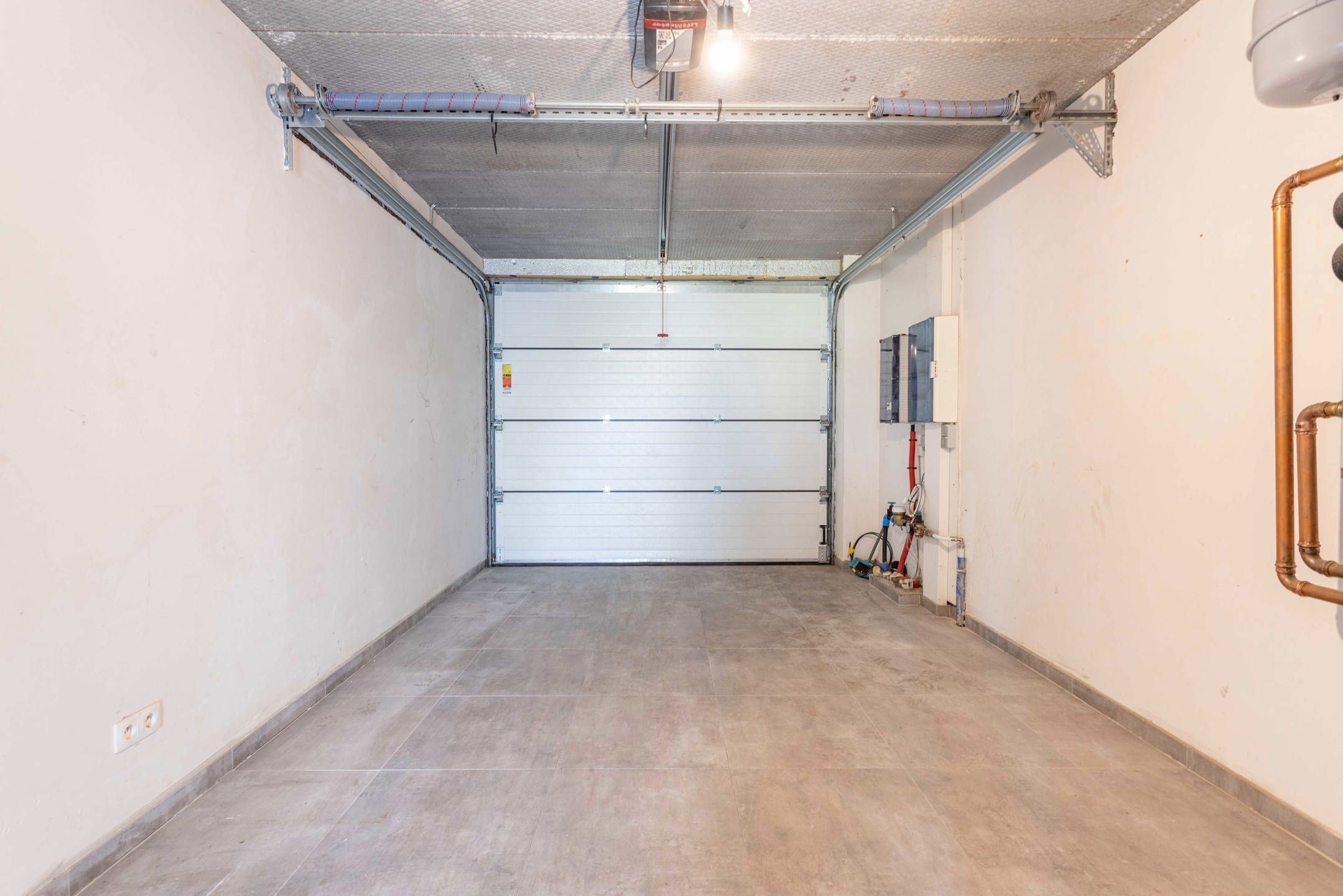 Nieuwe woning met garage en tuin in het rustige Wattripont! foto 15