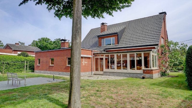 Klassieke villa van 305m² met ruime garage op 7 are 48 ca foto 23