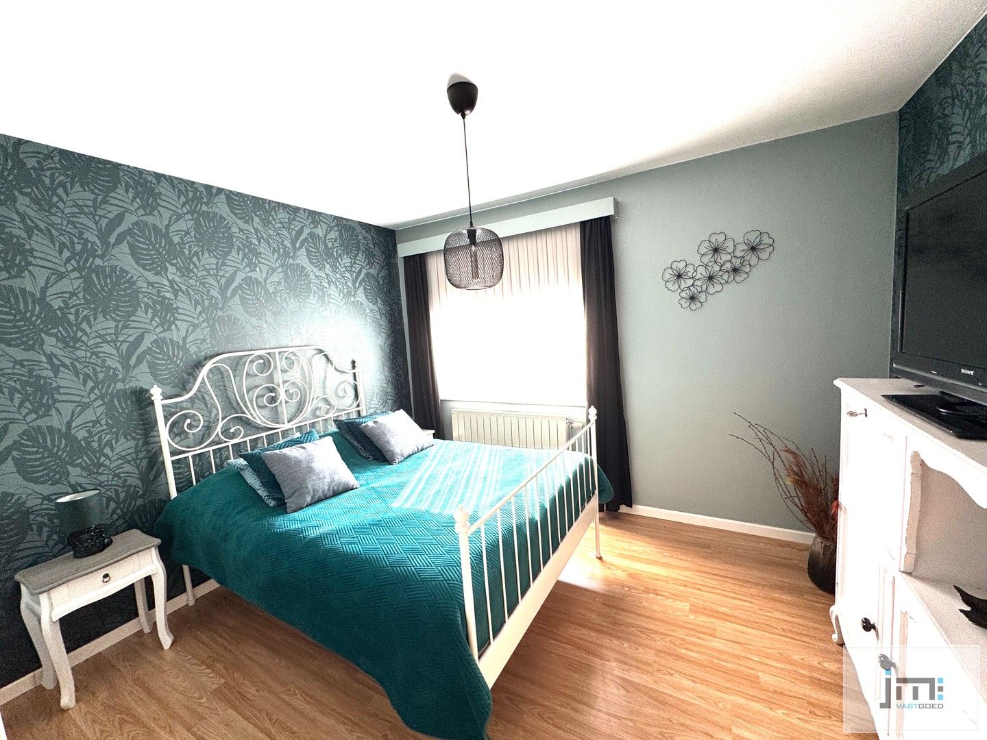 Instapklare en energiezuinige woning in hartje Borgloon foto 8