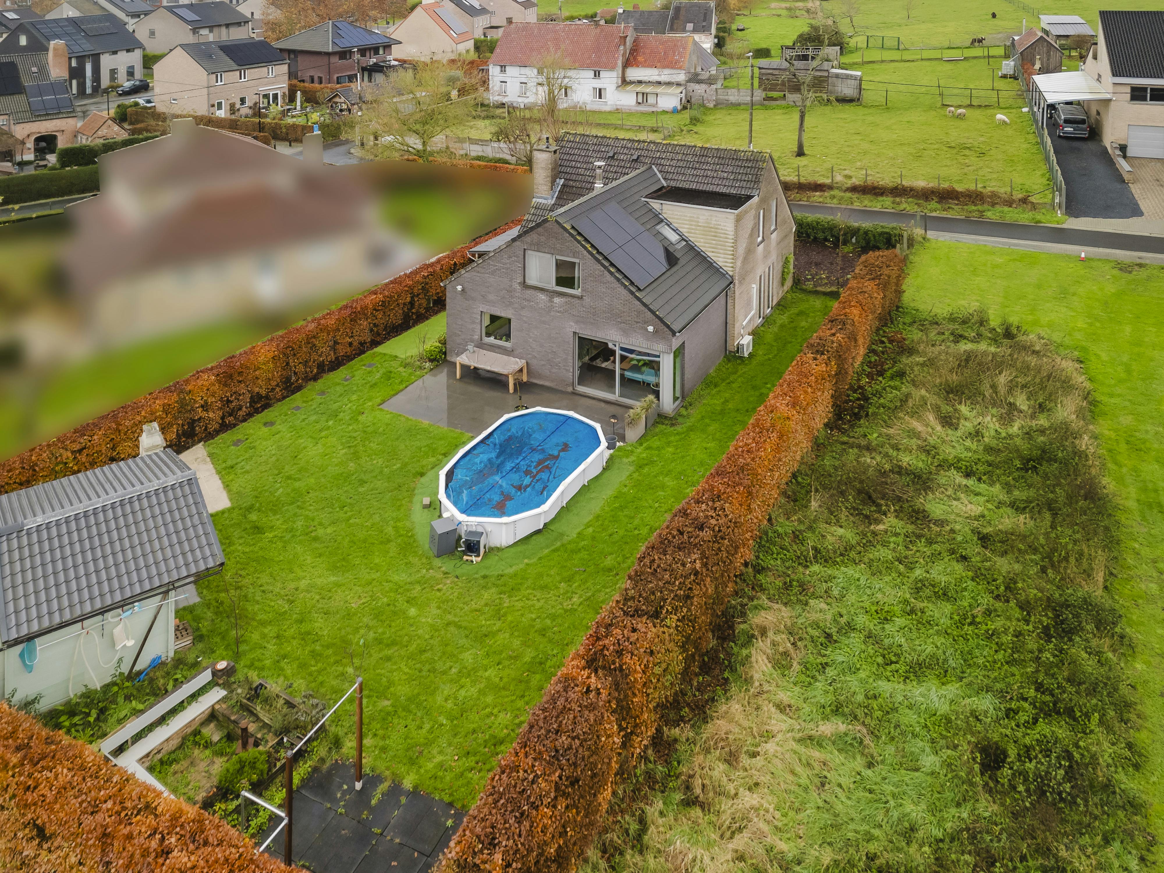 Ruime open gezinswoning met tuin in  het rustige Brakel foto 9