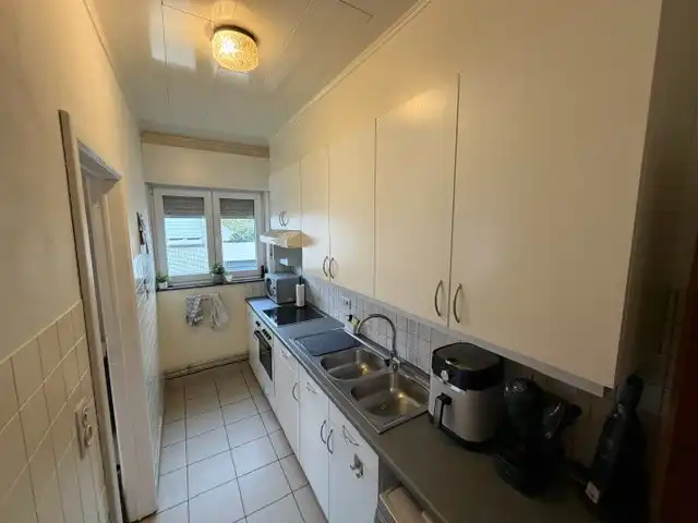 Ruim en centraal gelegen appartement in centrum Mere foto 4
