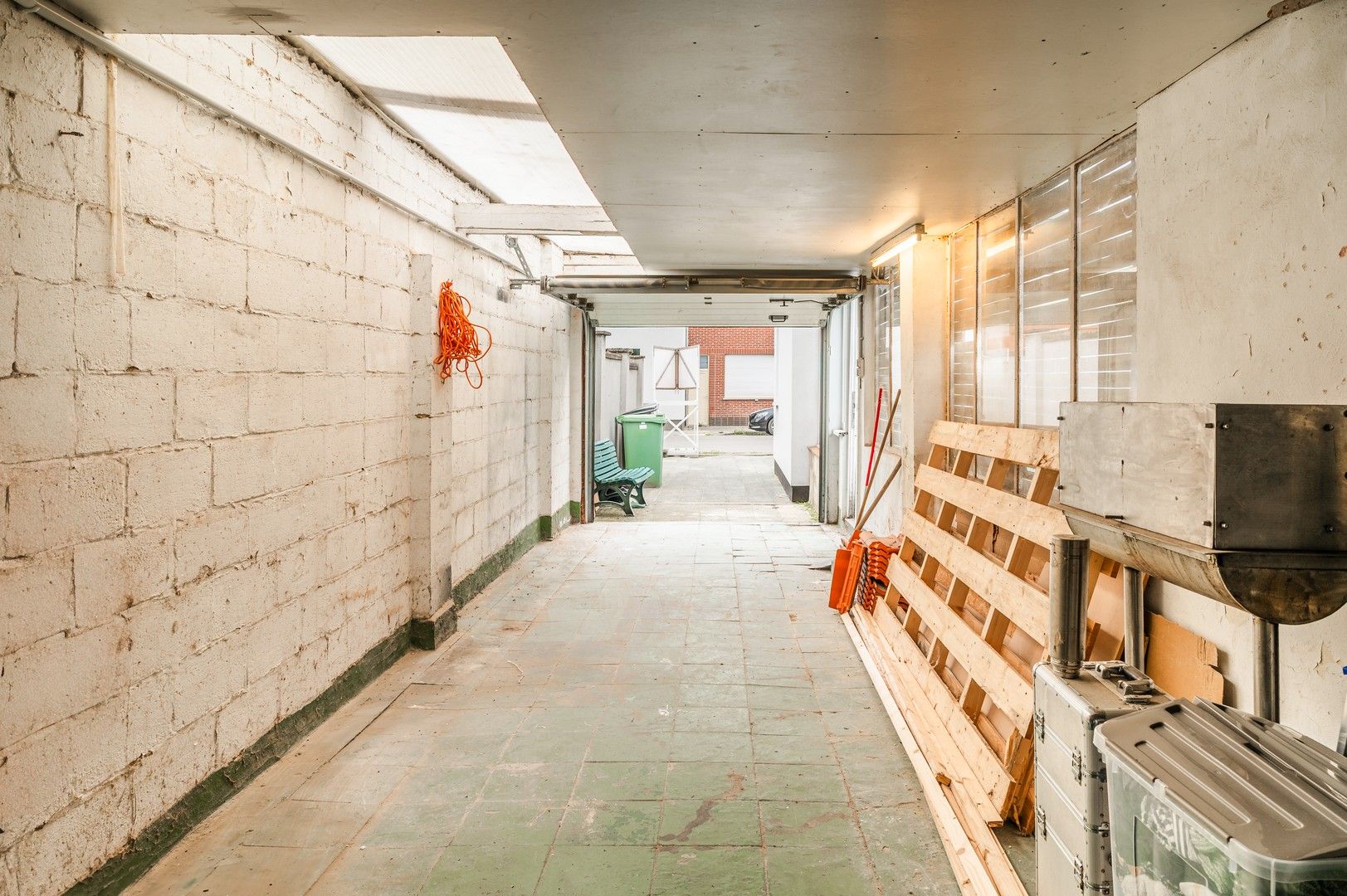 Magazijn (75 m²) mét woning – perfect voor opslag, atelier of zelfstandige activiteit! foto 6
