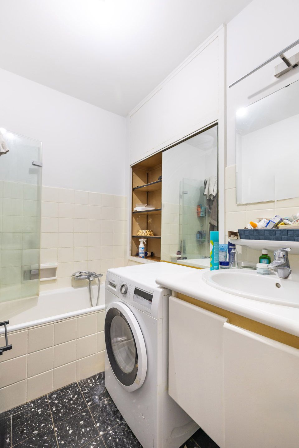 Appartement met 2 slaapkamers + P foto 15