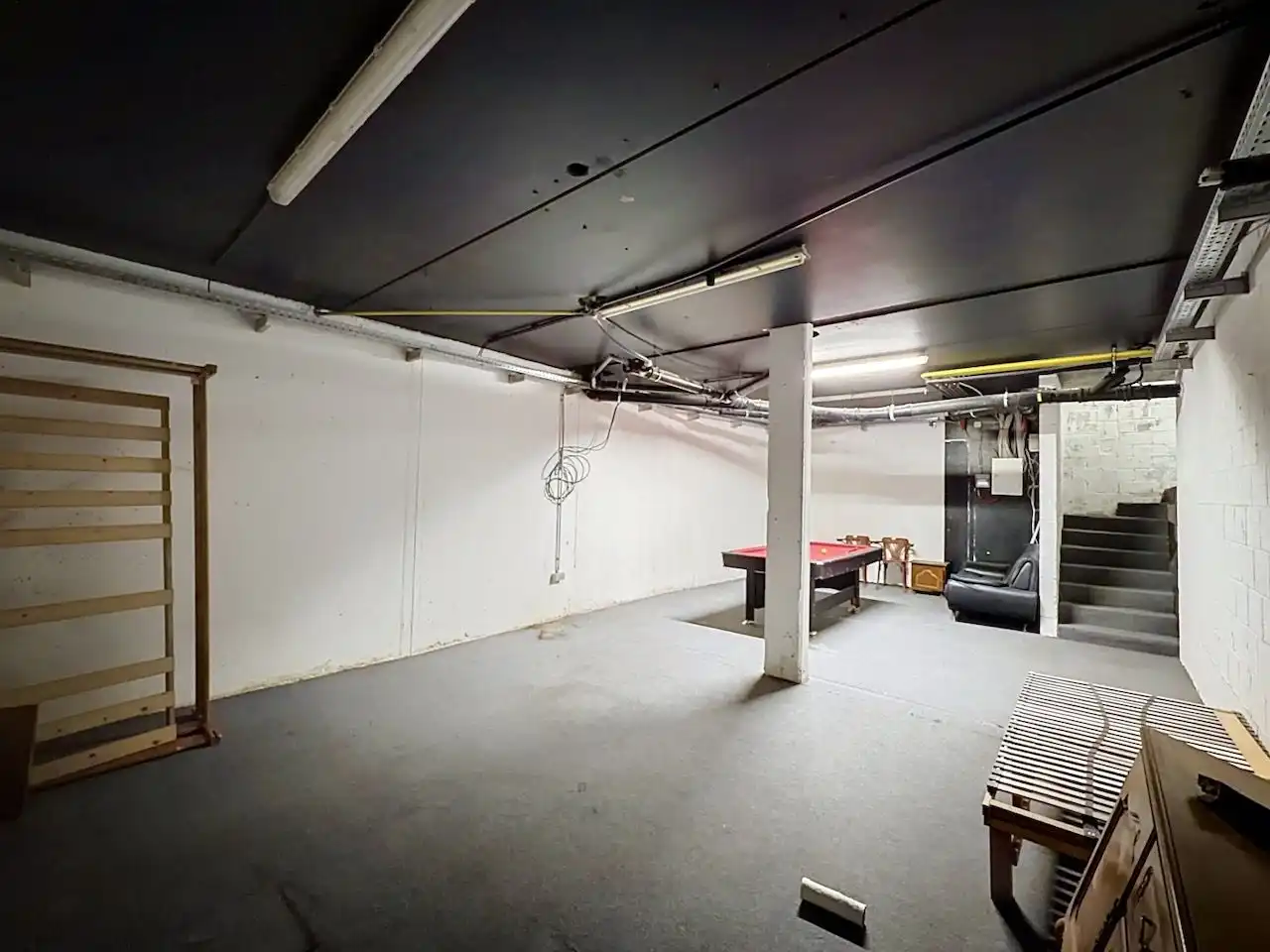 Buitengewoon ruim gelijkvloers appartement met 3 slaapkamers en hobbyruimte foto 25