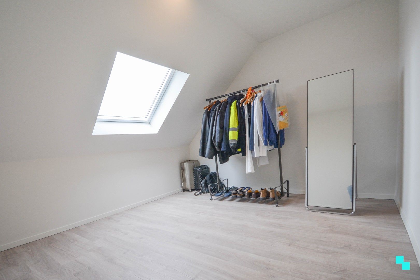 Nieuwbouwwoning met vier slaapkamers te Roeselare foto 13