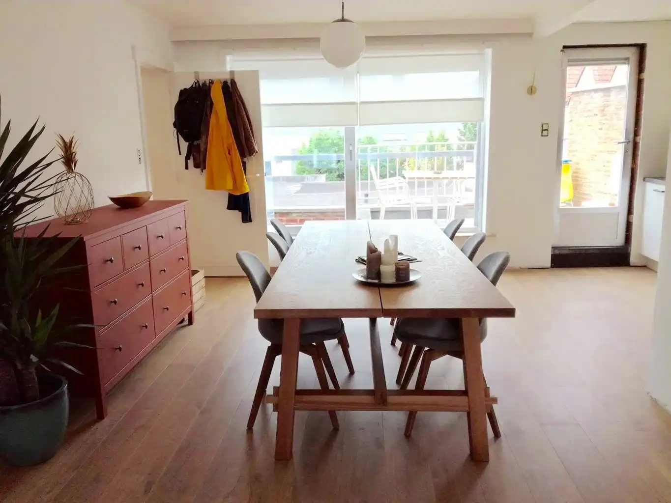 Duplex appartement met 2 slpks, berging en terras foto 4