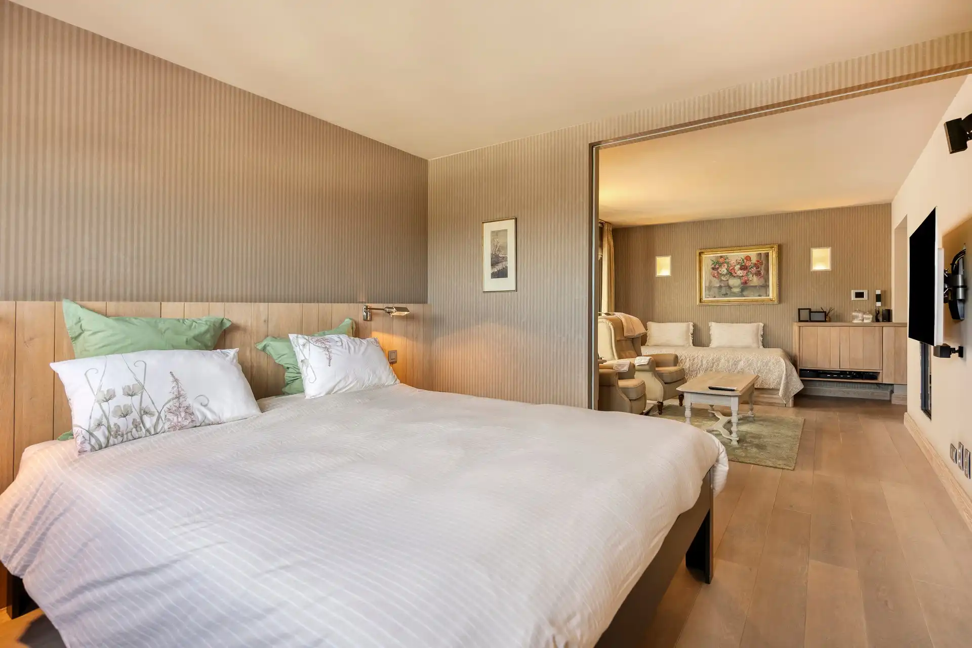 Ruim en luxueus dakappartement met uitzonderlijk dakterras van 104 m² in hartje Hasselt foto 13