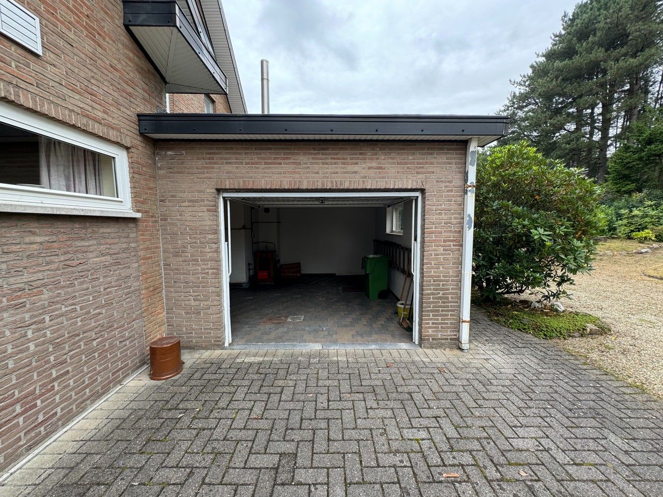 Ruim gezinshuis met grote tuin nabij centrum Zutendaal foto 13