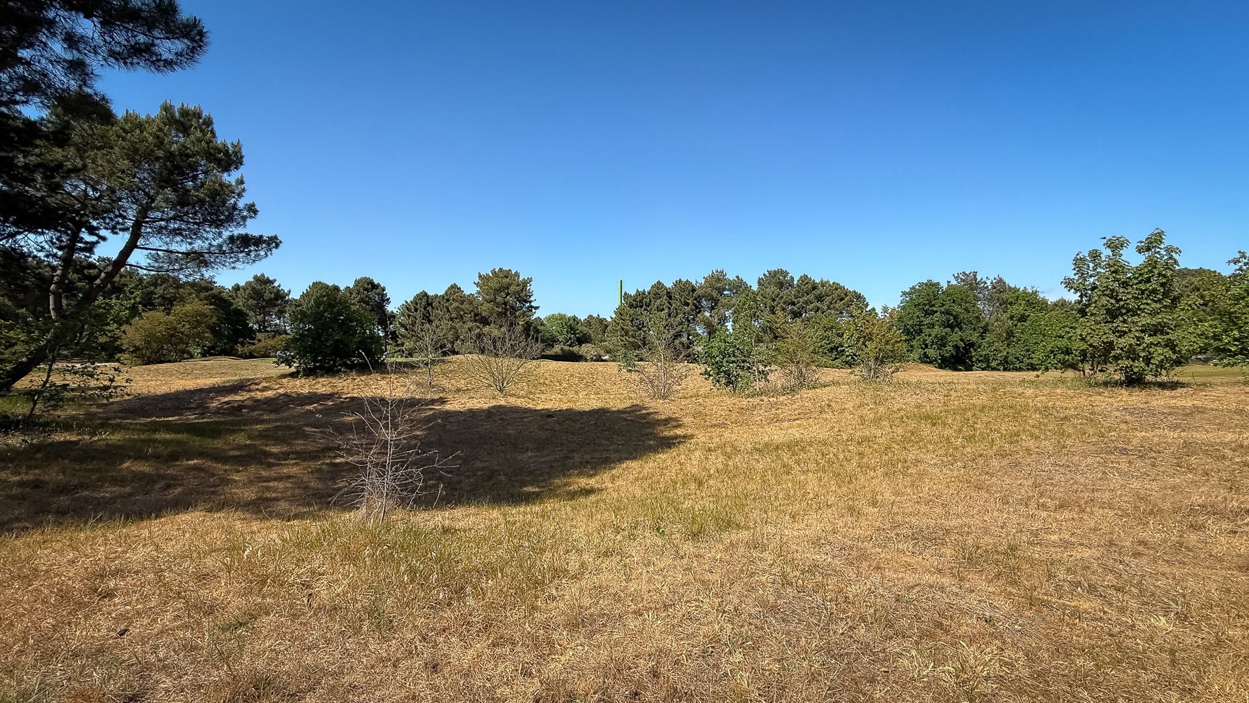 VILLA met panoramisch zicht op de ROYAL ZOUTE GOLF CLUB foto 24