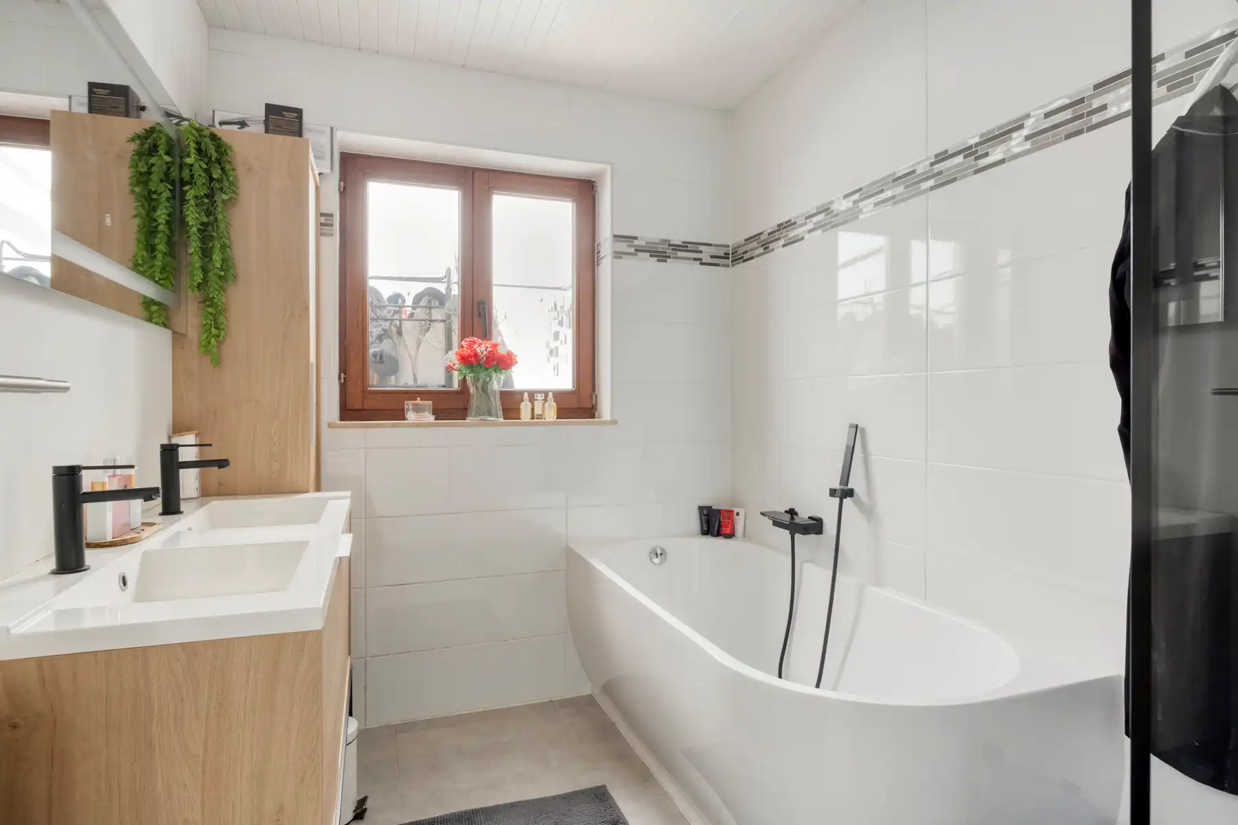 GERENOVEERDE WONING MET  2/3 SLAAPKAMERS  IN ASSE CENTRUM! foto 17