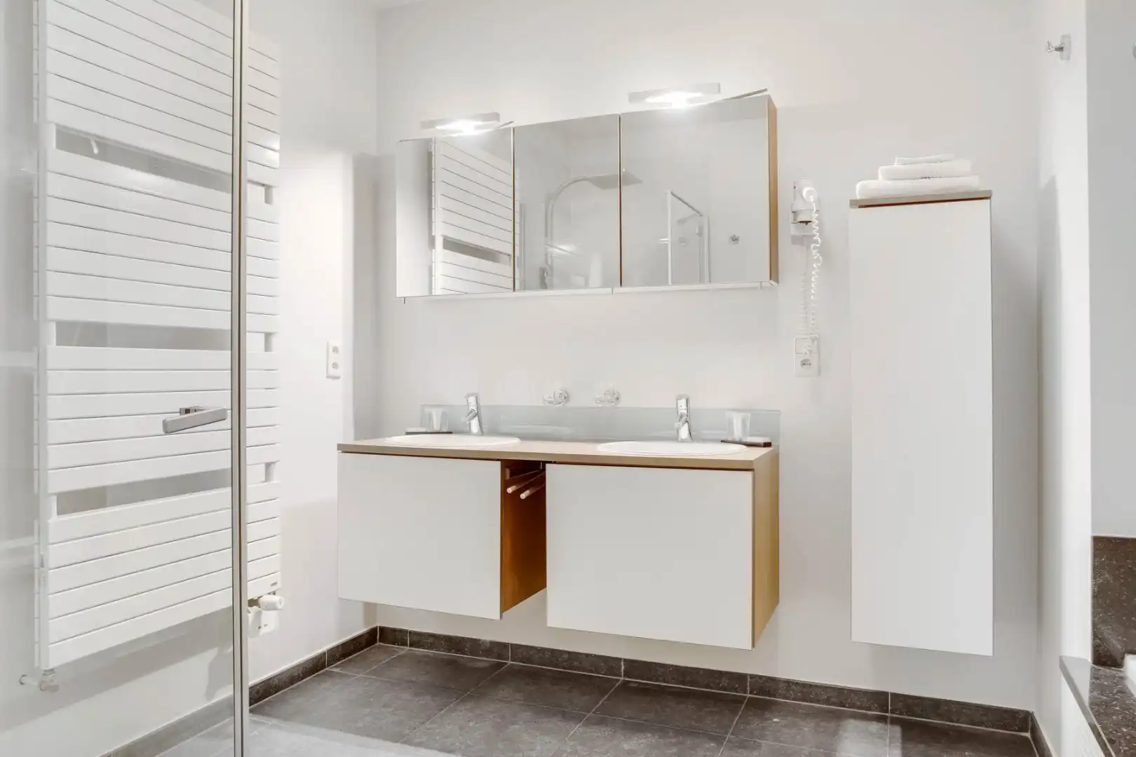 Gemeubeld appartement in het centrum van Kasterlee-Lichtaart! foto 5